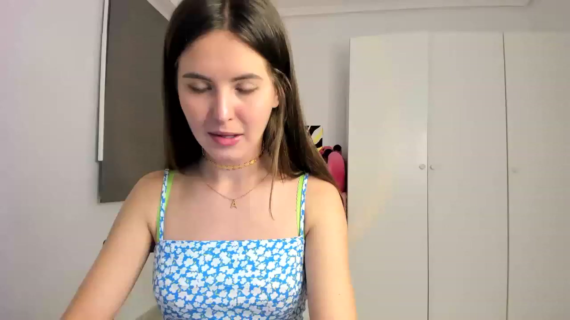 Gallery image thumbnail from AristoCrazy's myfreecams stream on, 04/19/2023, 20:54 image 10 of 20