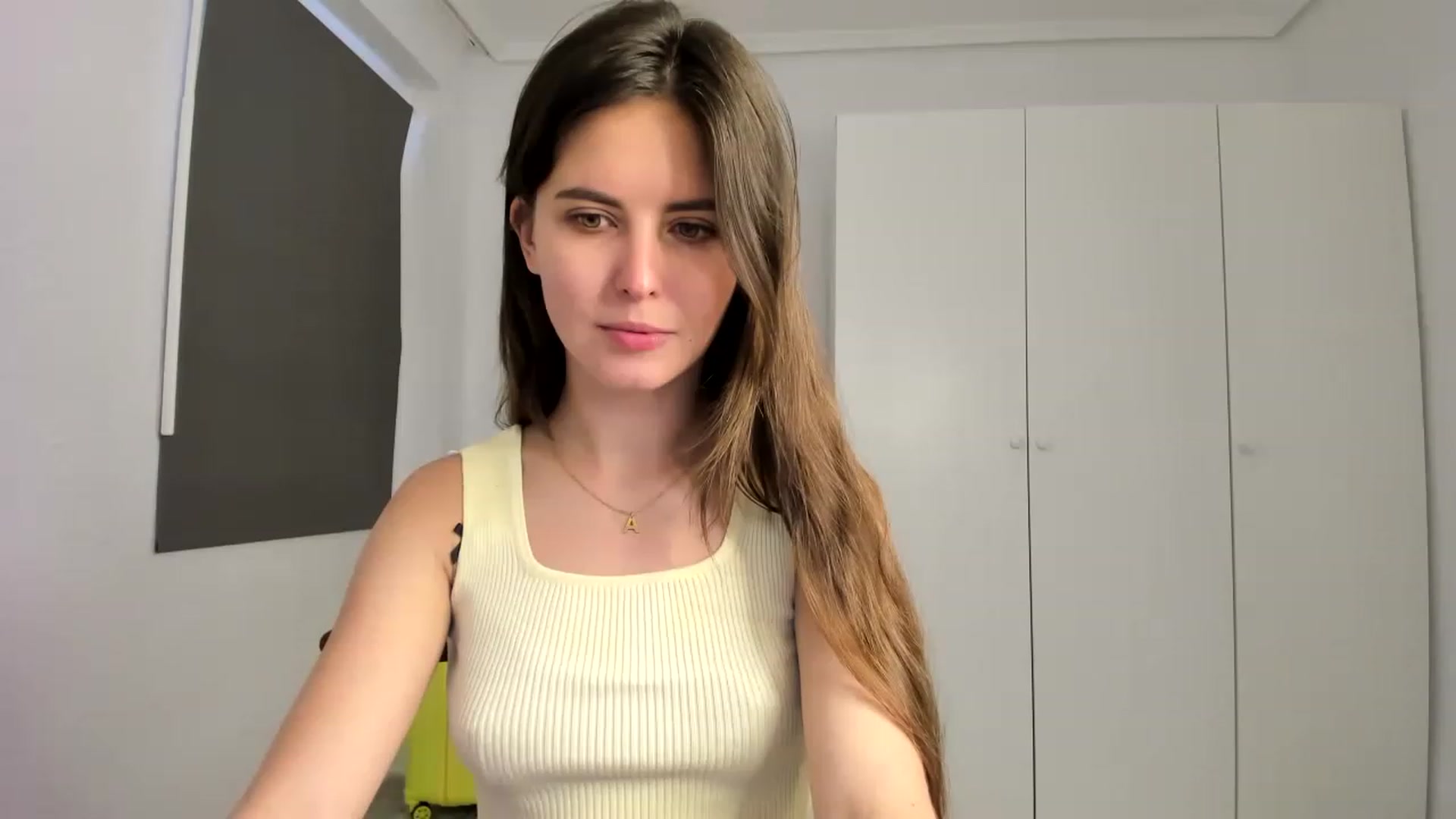 Gallery image thumbnail from AristoCrazy's myfreecams stream on, 04/25/2023, 14:15 image 16 of 20