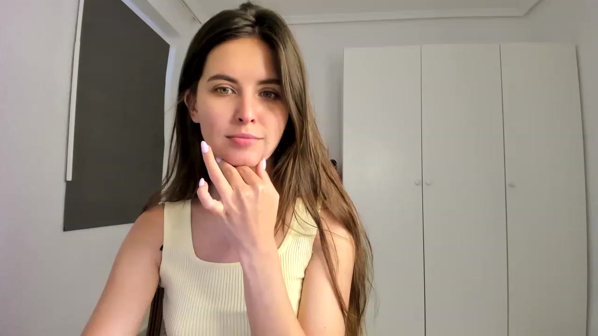 Gallery image thumbnail from AristoCrazy's myfreecams stream on, 04/25/2023, 14:45 image 4 of 20