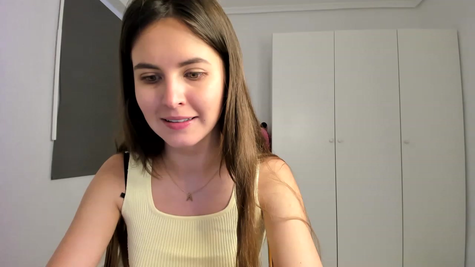 Gallery image thumbnail from AristoCrazy's myfreecams stream on, 04/25/2023, 15:11 image 16 of 20