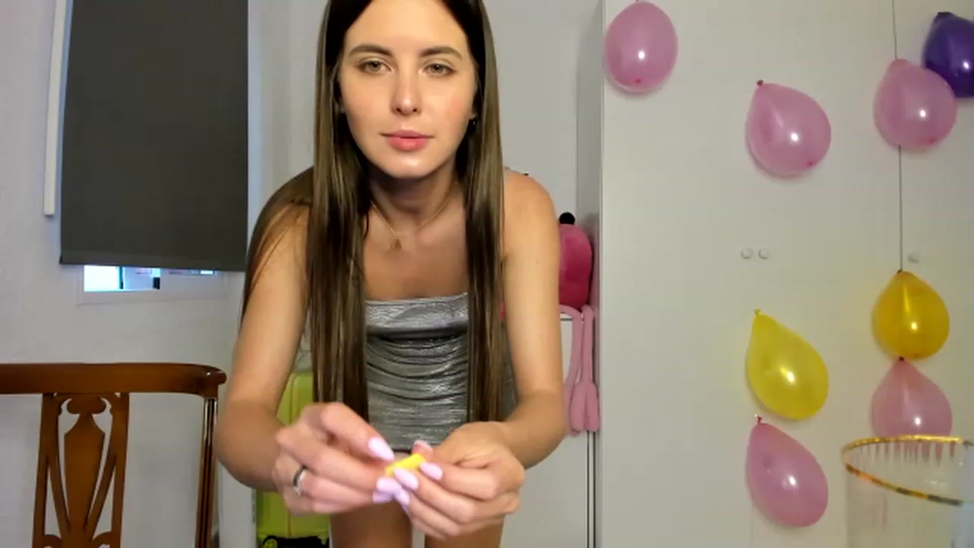 Gallery image thumbnail from AristoCrazy's myfreecams stream on, 04/27/2023, 17:06 image 14 of 20