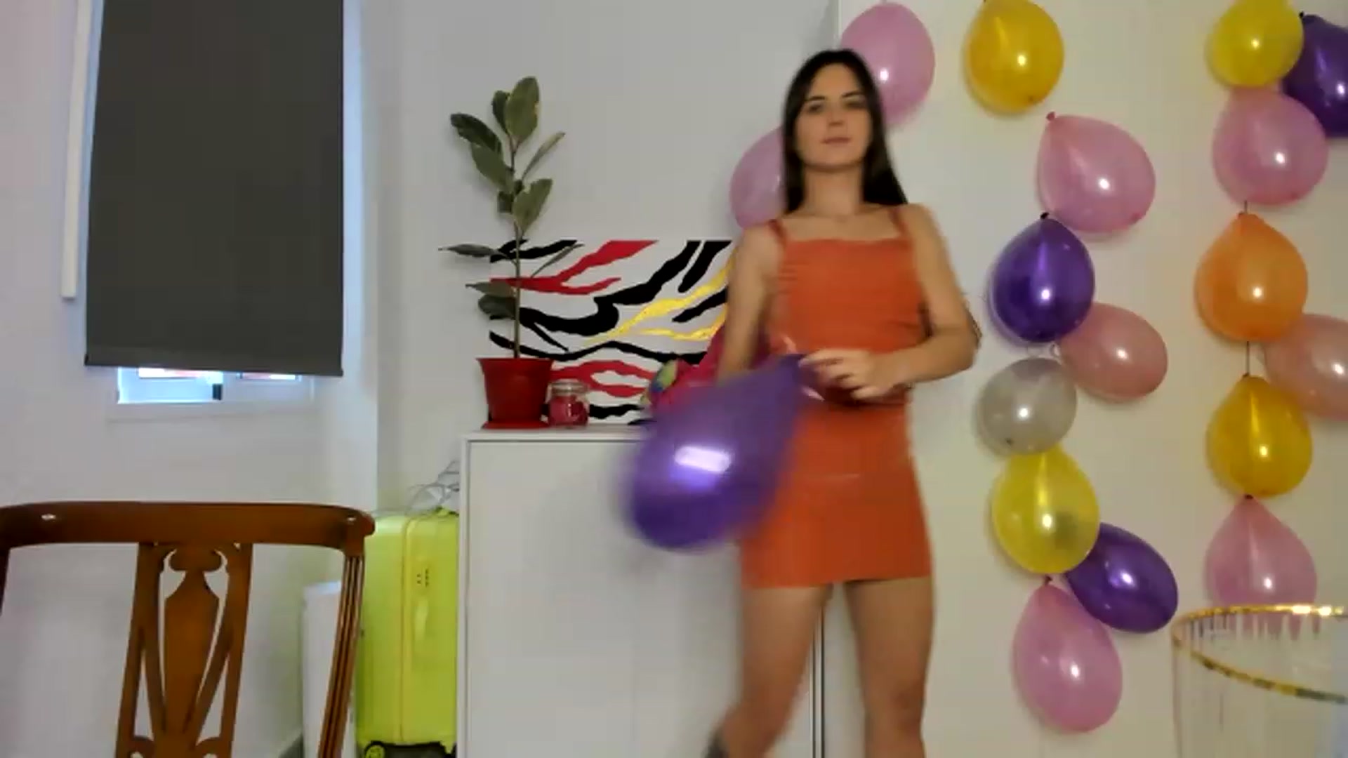 Gallery image thumbnail from AristoCrazy's myfreecams stream on, 04/27/2023, 17:06 image 7 of 20