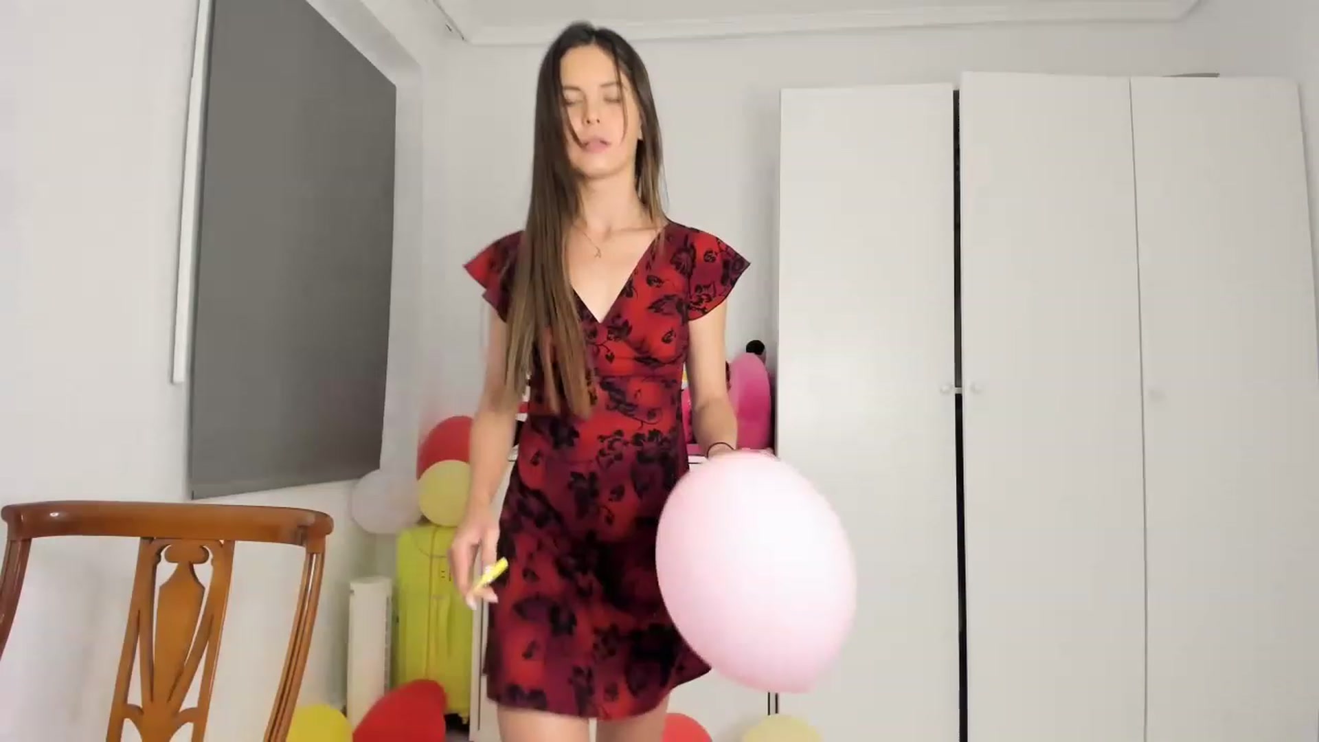 Gallery image thumbnail from AristoCrazy's myfreecams stream on, 05/03/2023, 21:30 image 13 of 20
