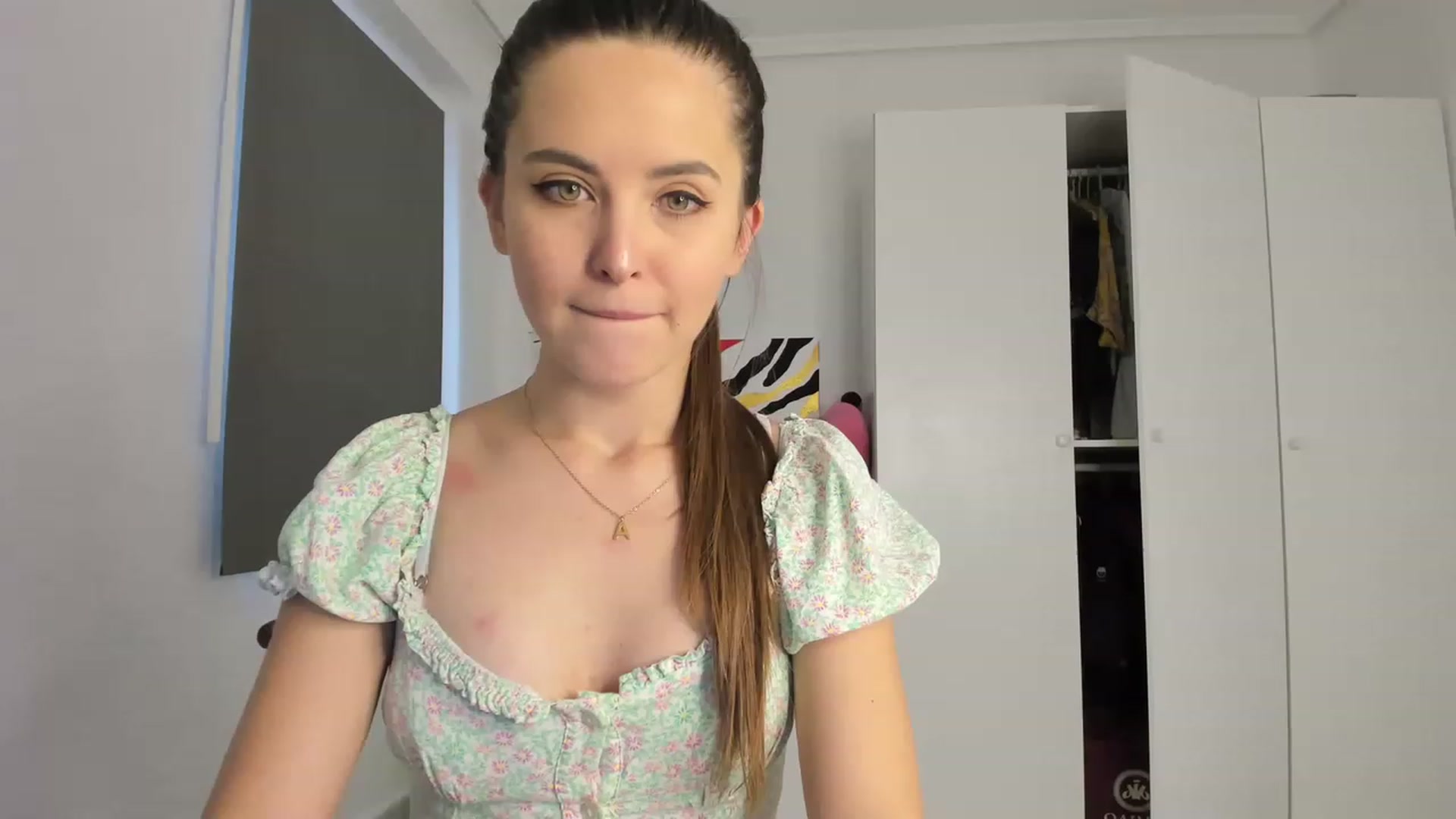 Gallery image thumbnail from AristoCrazy's myfreecams stream on, 05/22/2023, 09:21 image 1 of 20