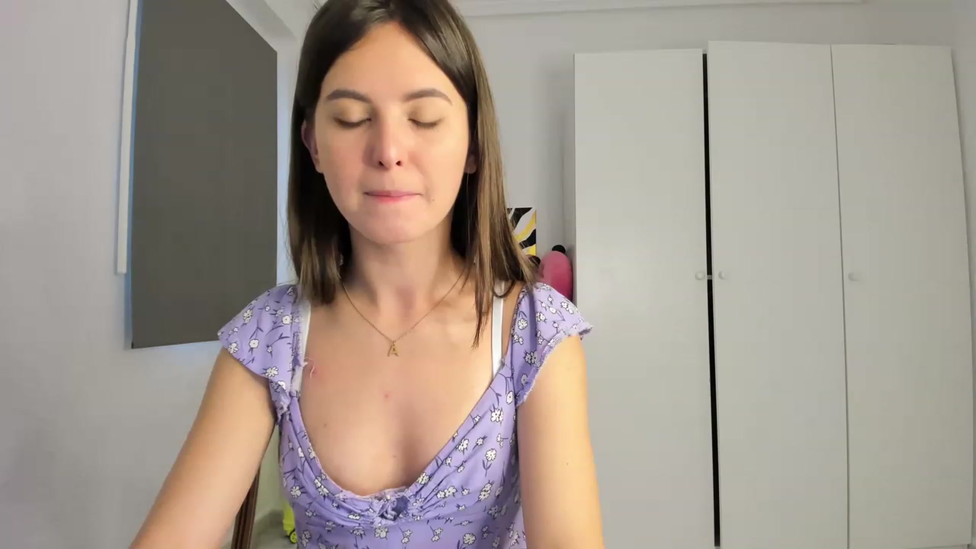 Gallery image thumbnail from AristoCrazy's myfreecams stream on, 05/31/2023, 07:10 image 15 of 20