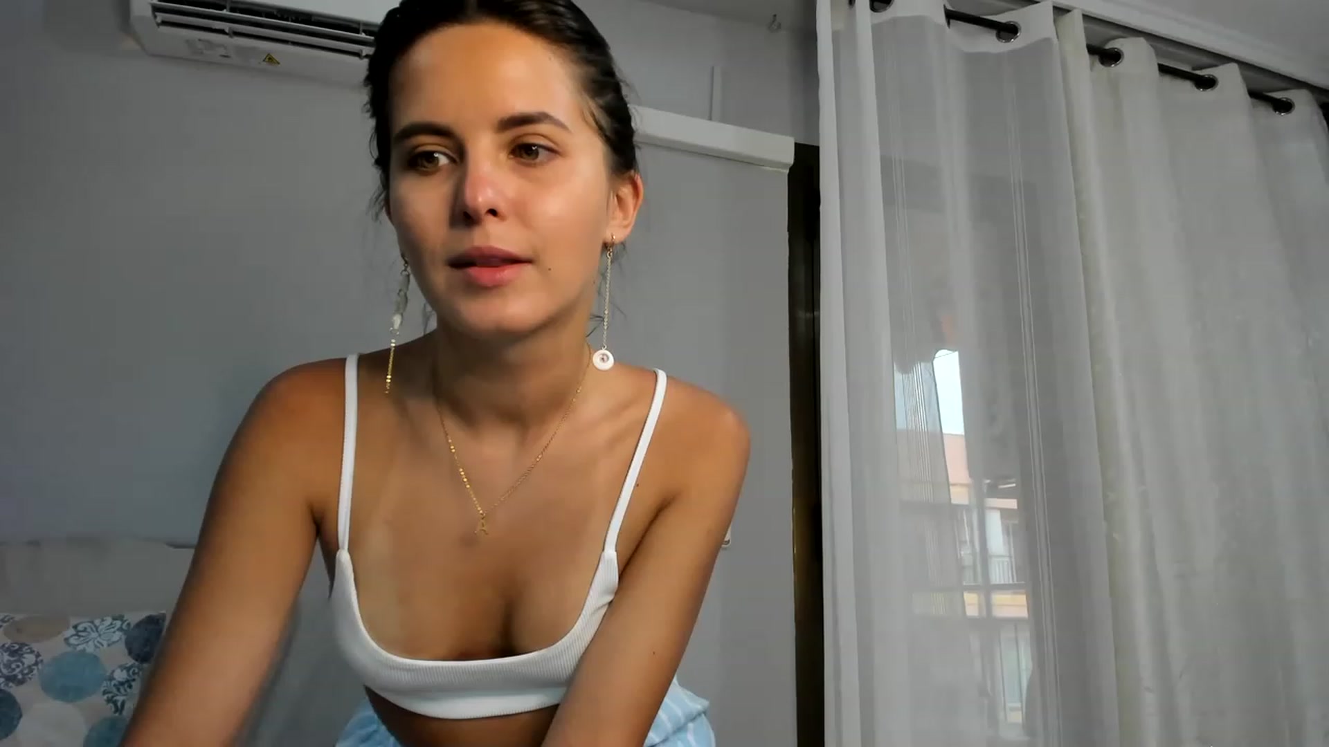 Gallery image thumbnail from AristoCrazy's myfreecams stream on, 06/21/2023, 18:46 image 6 of 20