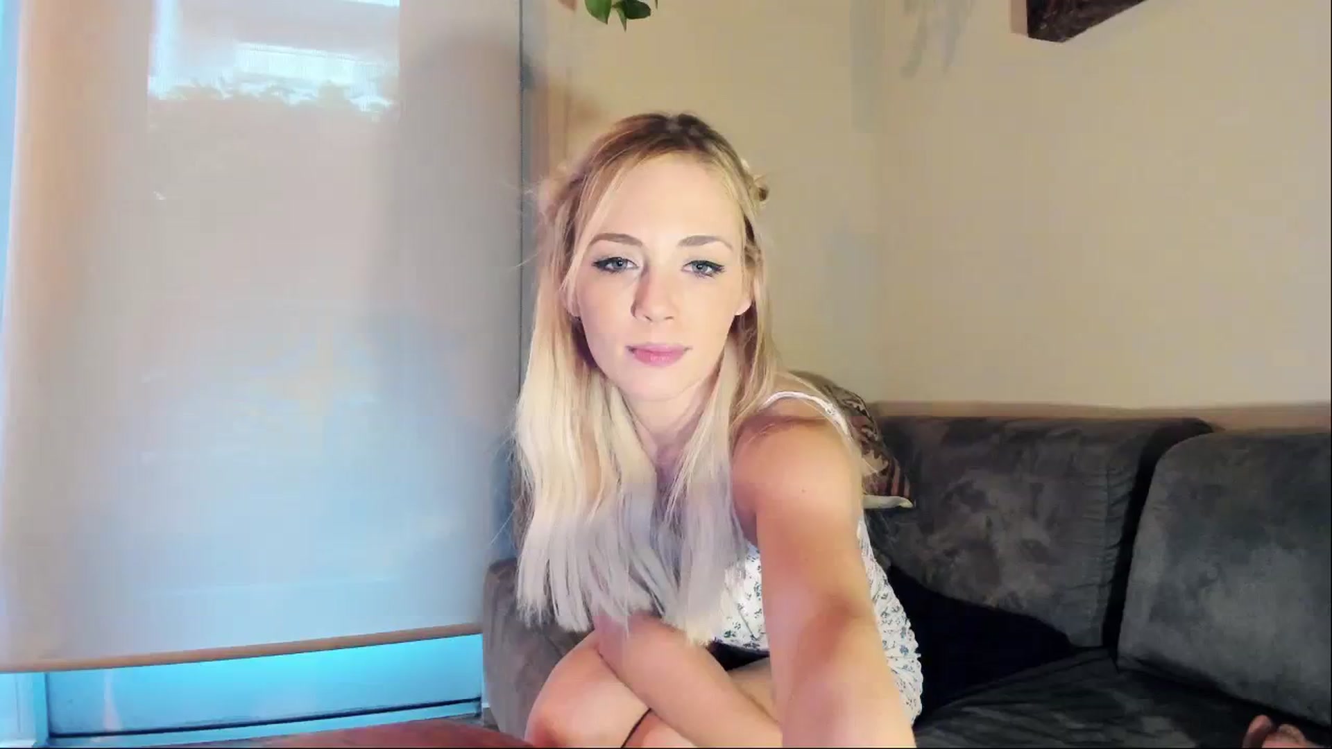 Gallery image thumbnail from ArizonaHard's myfreecams stream on, 05/19/2024, 01:40 image 3 of 20