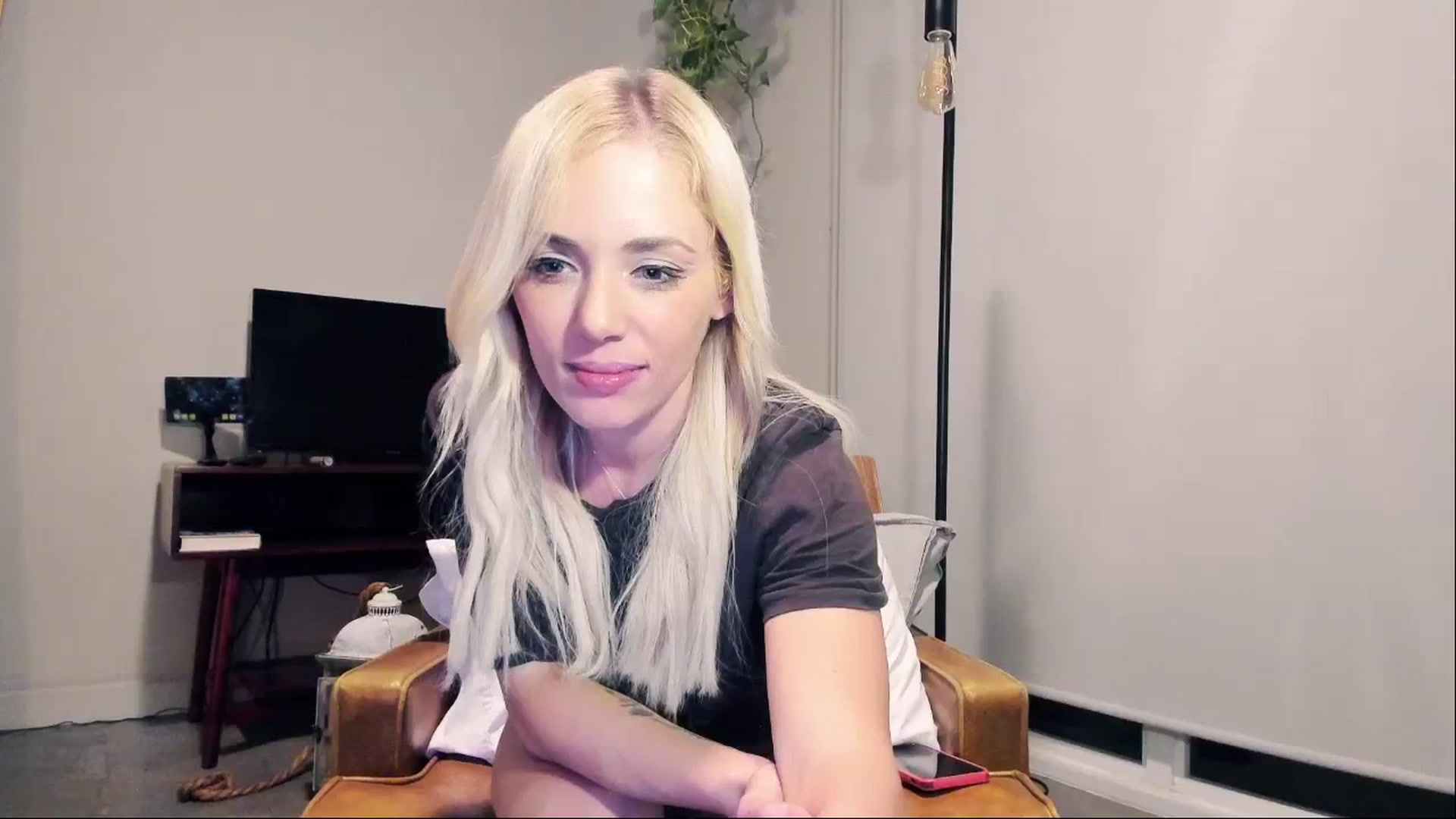 Gallery image thumbnail from ArizonaHard's myfreecams stream on, 05/20/2024, 04:35 image 10 of 20