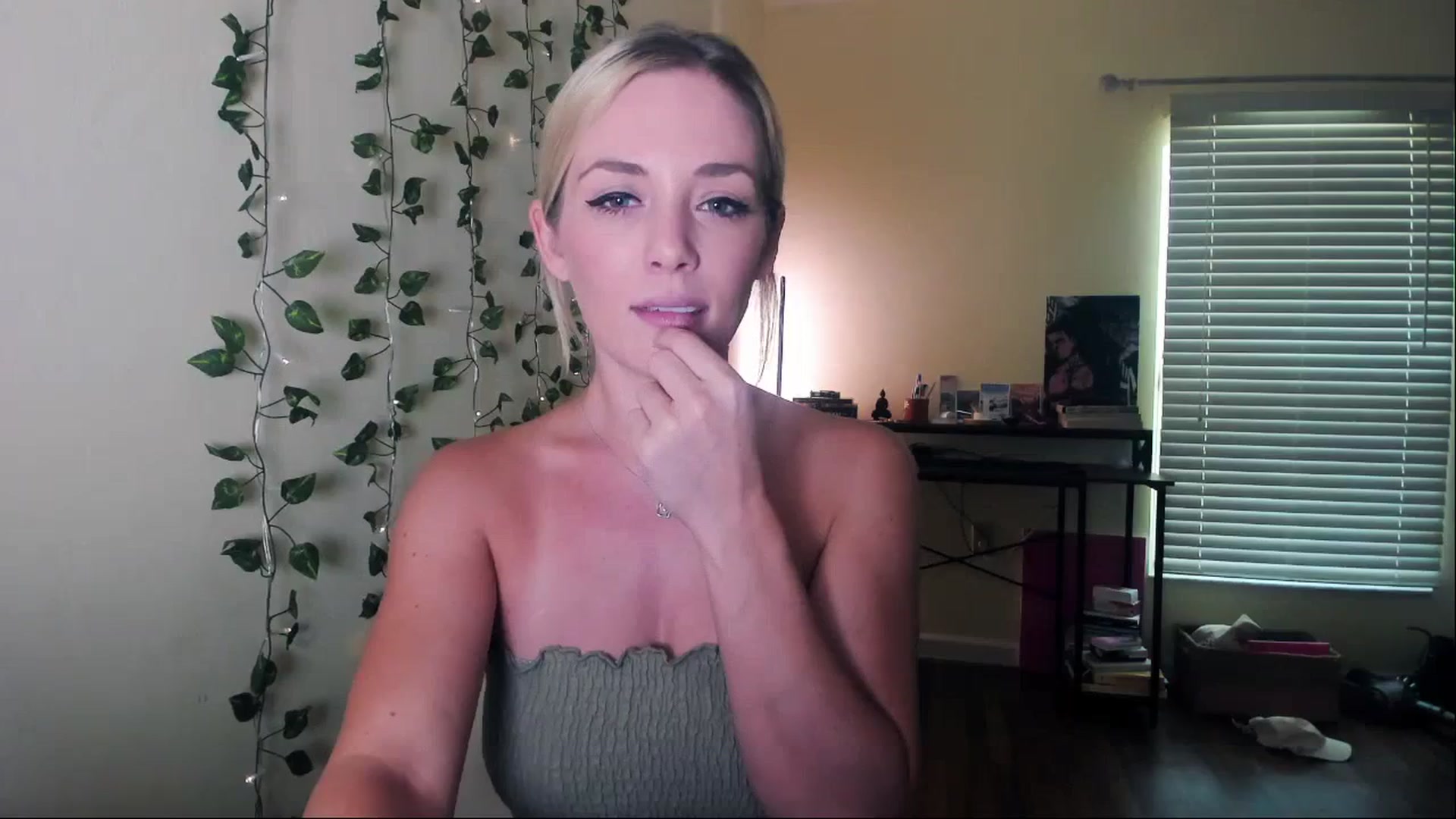 Gallery image thumbnail from ArizonaHard's myfreecams stream on, 10/22/2024, 18:05 image 15 of 20