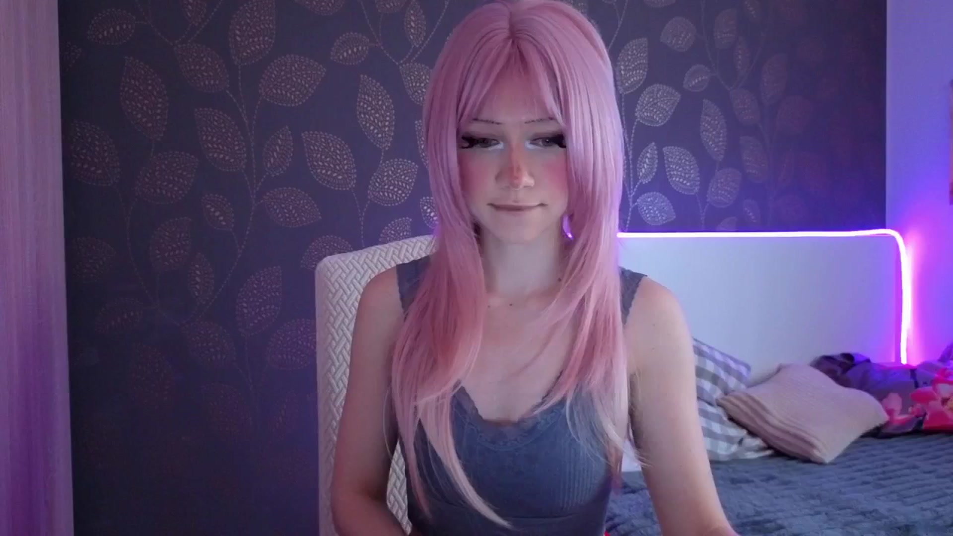 Gallery image thumbnail from Arizonagirl's myfreecams stream on, 03/12/2026, 13:00 image 6 of 20