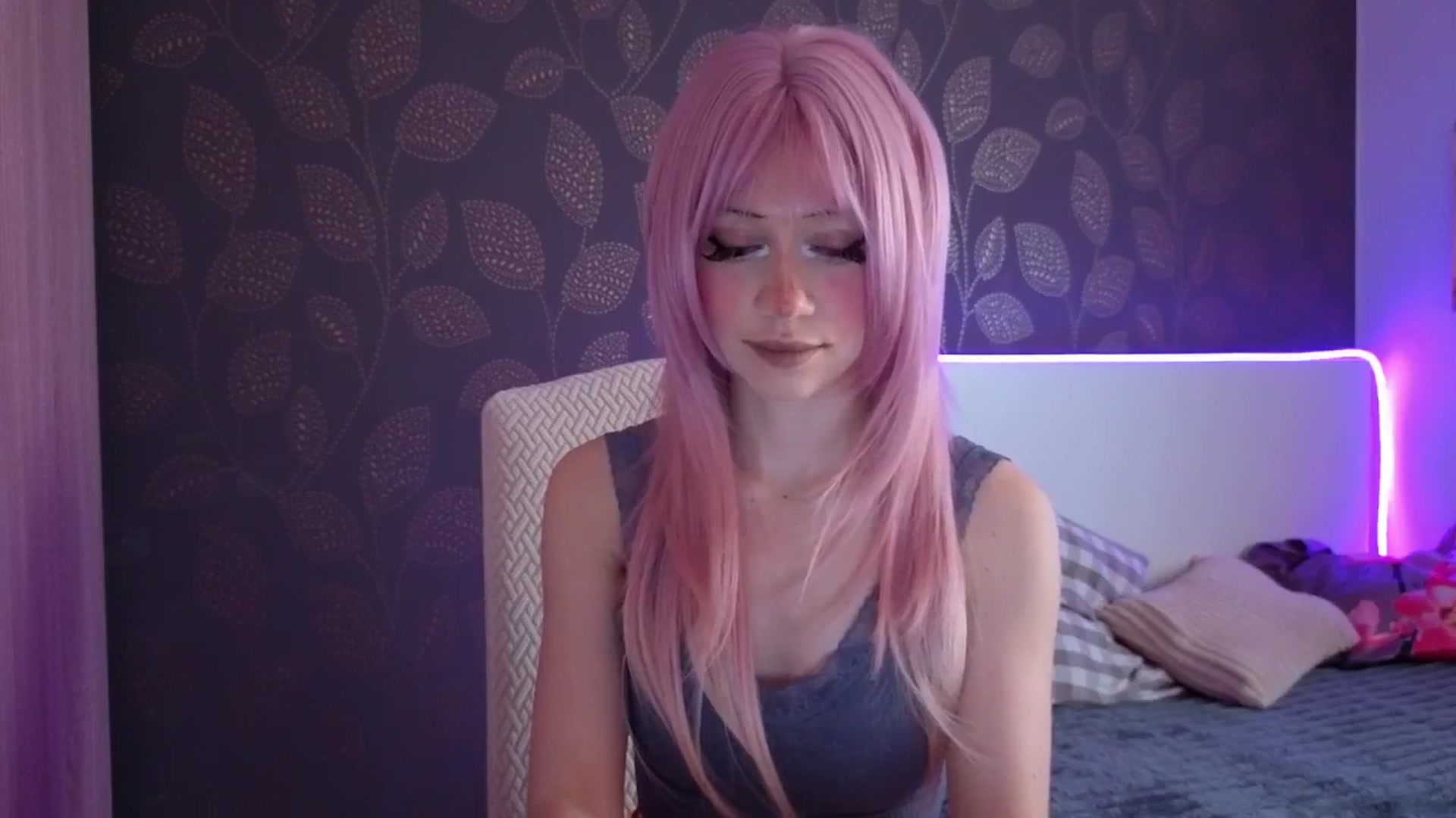 Gallery image thumbnail from Arizonagirl's myfreecams stream on, 03/12/2026, 13:00 image 12 of 20