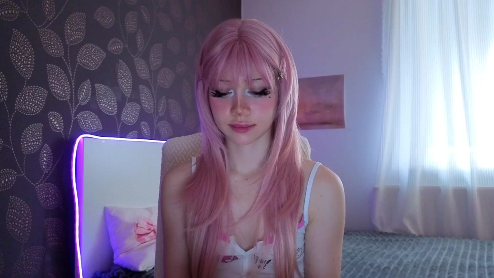 Gallery image thumbnail from Arizonagirl's myfreecams stream on, 03/24/2026, 12:00 image 9 of 20