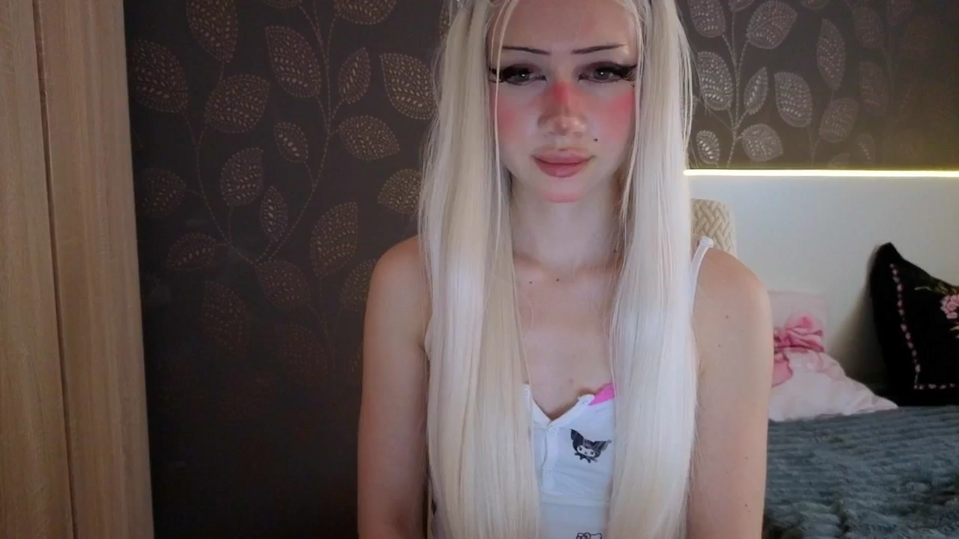 Gallery image thumbnail from Arizonagirl's myfreecams stream on, 05/02/2026, 15:45 image 9 of 20