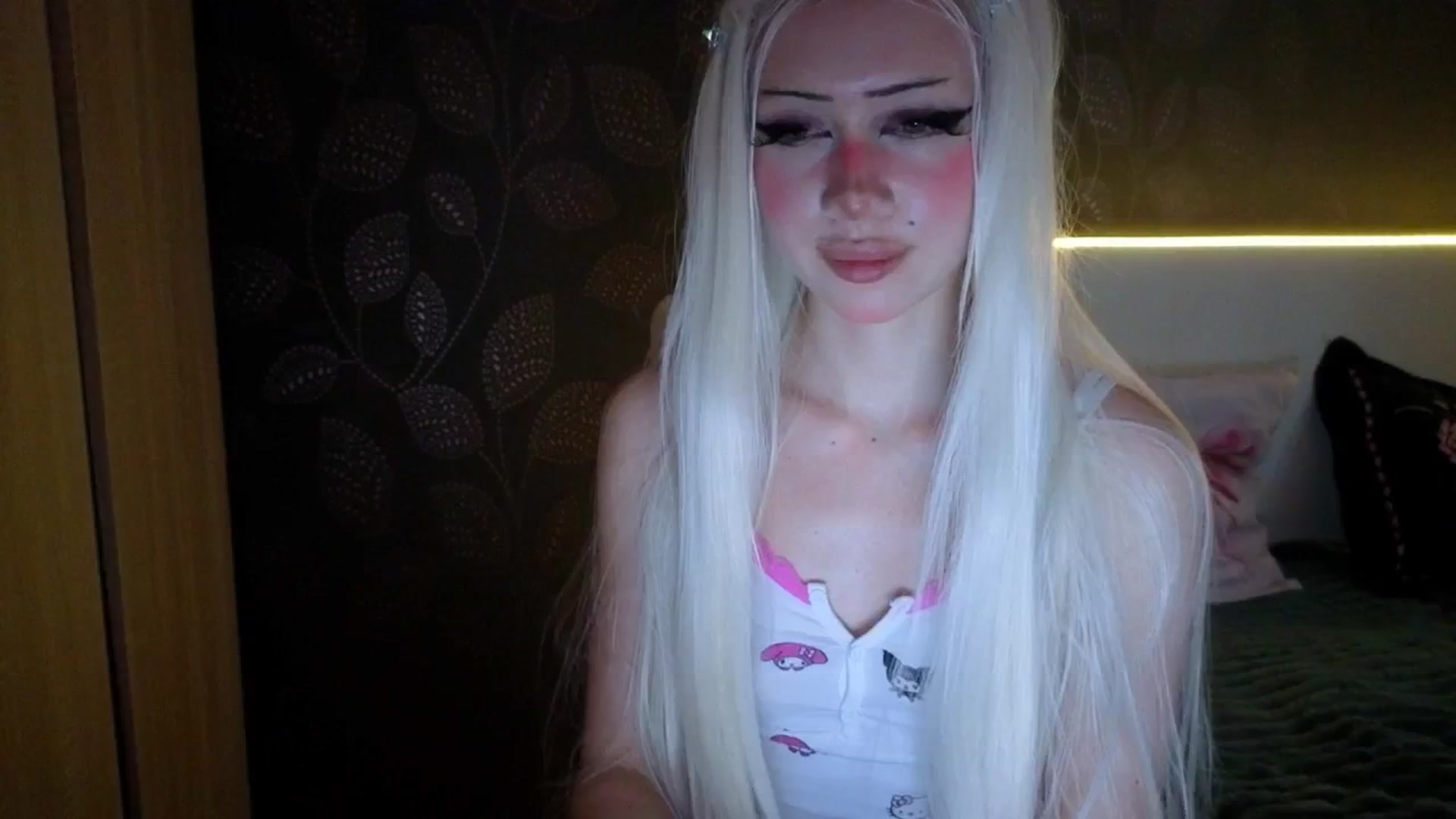 Gallery image thumbnail from Arizonagirl's myfreecams stream on, 05/02/2026, 18:04 image 16 of 20