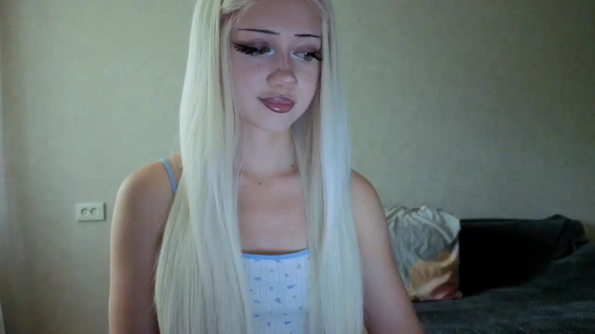 Gallery image thumbnail from Arizonagirl's myfreecams stream on, 07/29/2026, 13:40 image 19 of 20