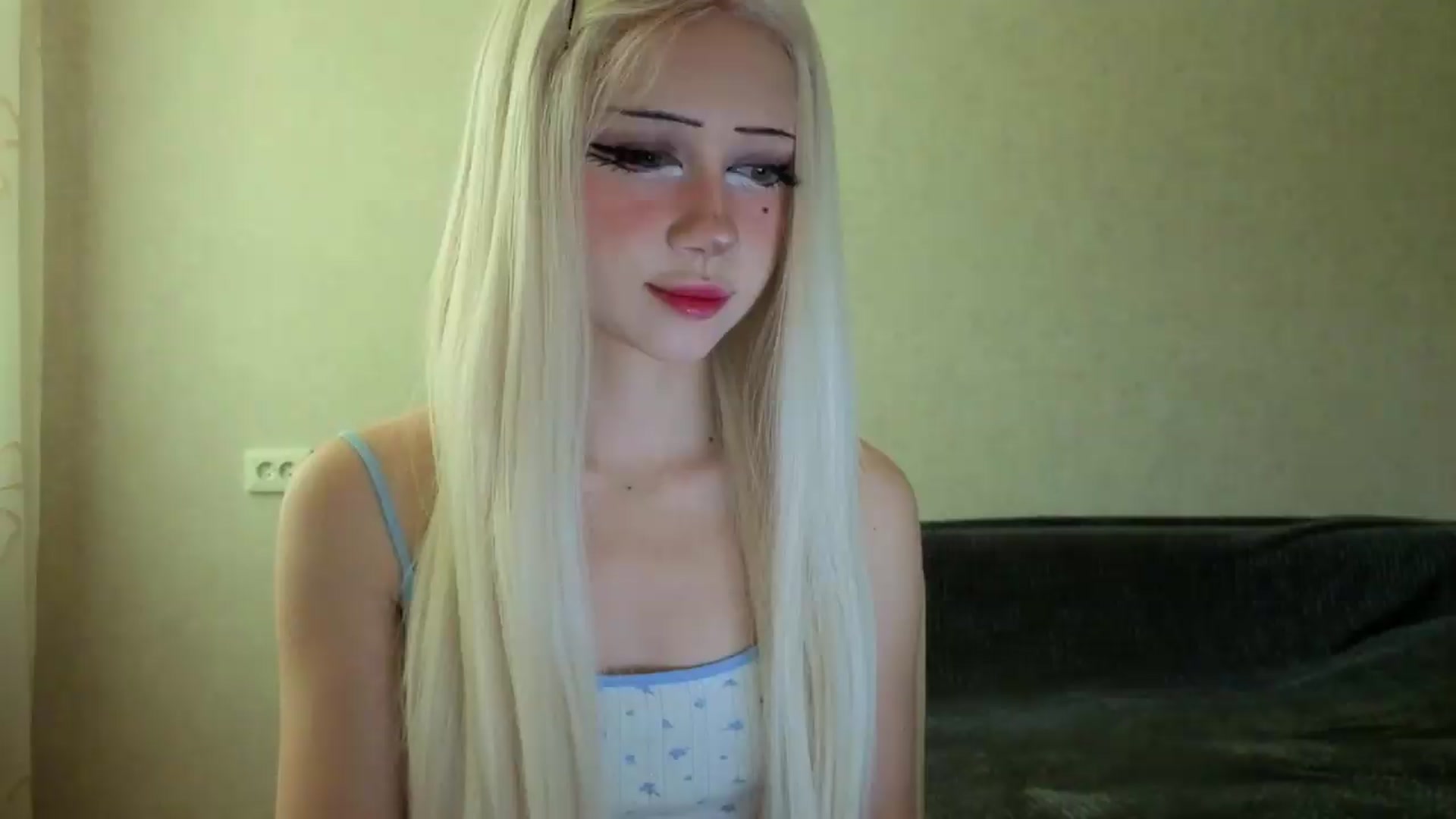 Gallery image thumbnail from Arizonagirl's myfreecams stream on, 07/30/2026, 12:04 image 7 of 20