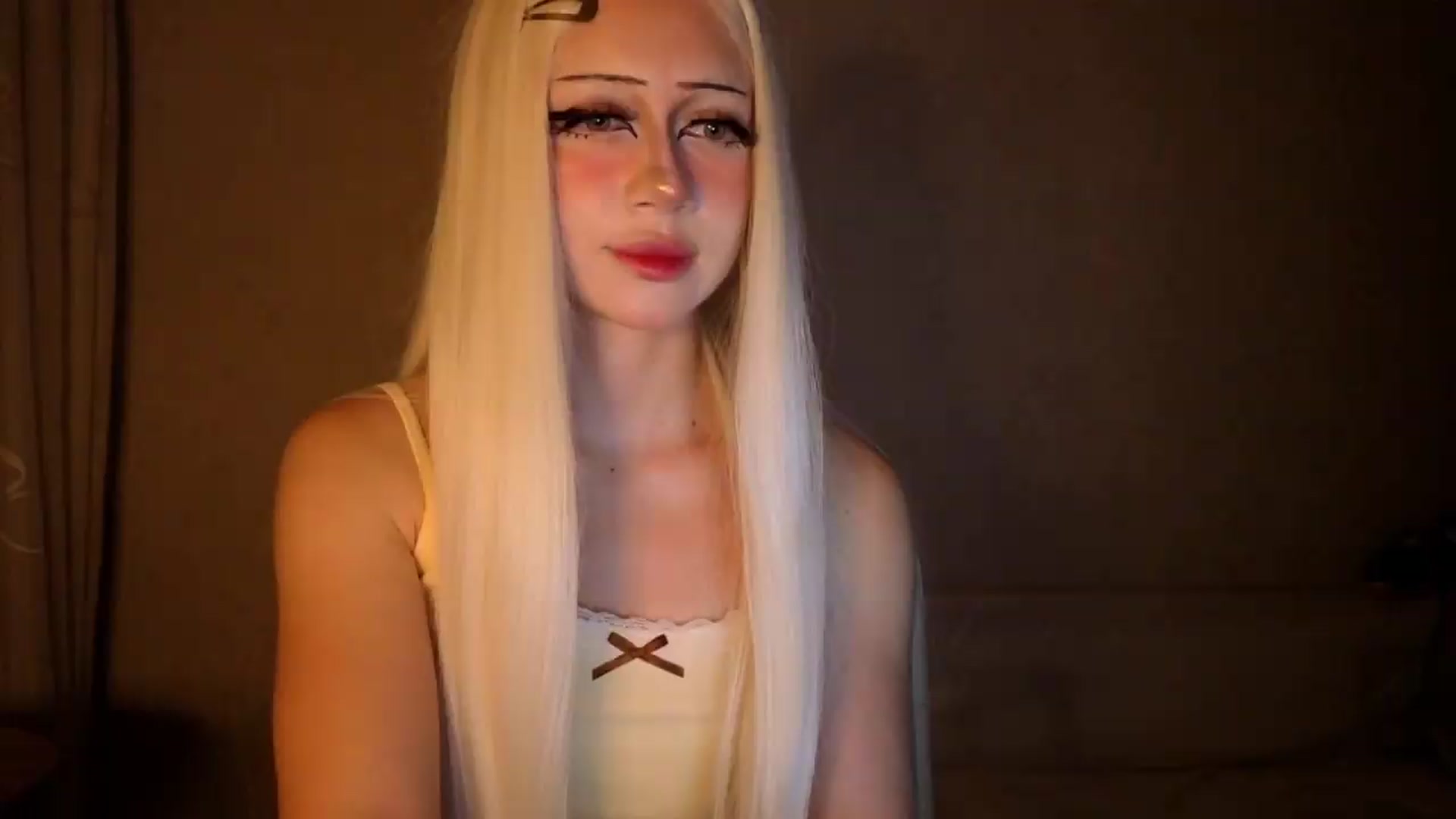 Gallery image thumbnail from Arizonagirl's myfreecams stream on, 08/18/2026, 21:50 image 5 of 20
