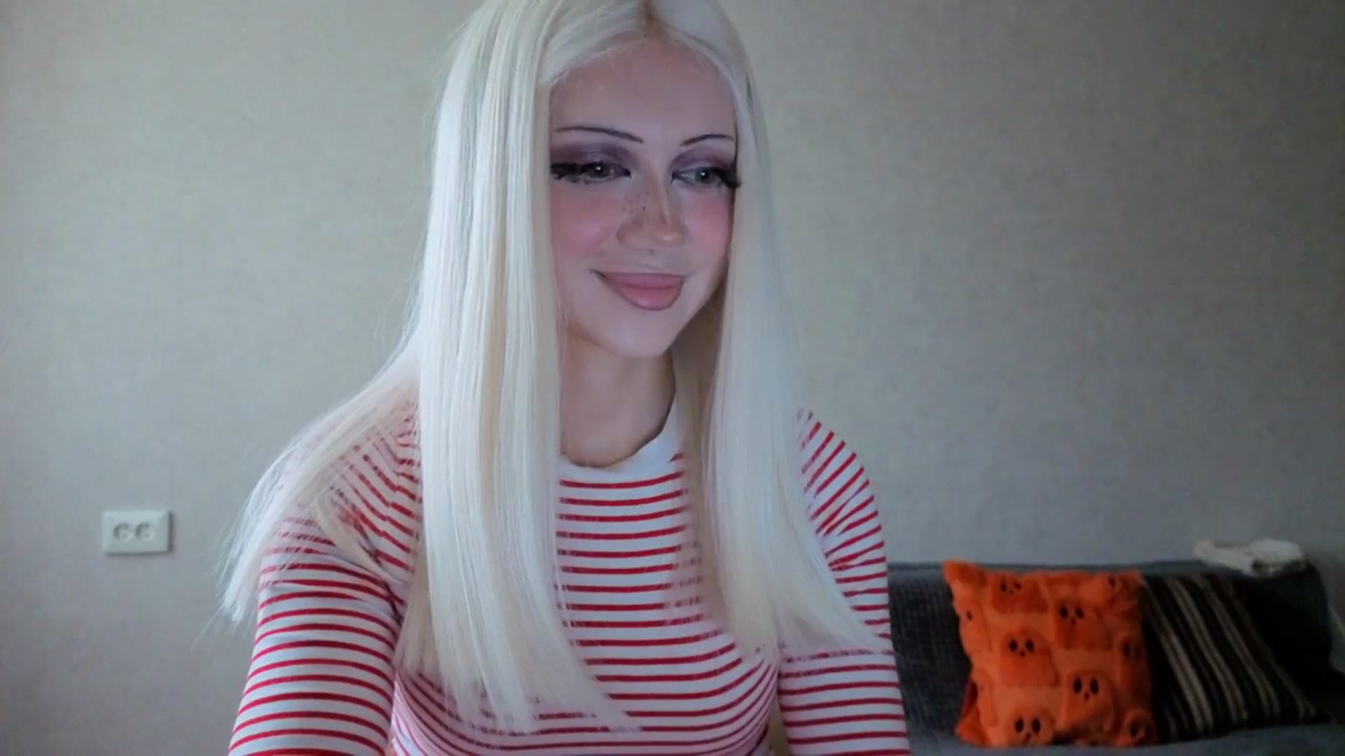 Gallery image thumbnail from Arizonagirl's myfreecams stream on, 09/03/2026, 11:18 image 11 of 20