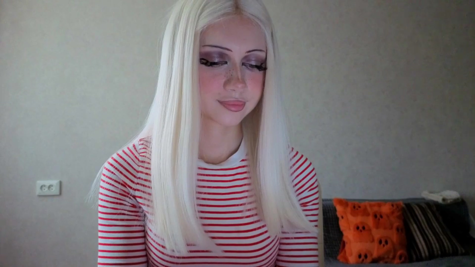 Gallery image thumbnail from Arizonagirl's myfreecams stream on, 09/03/2026, 11:18 image 7 of 20