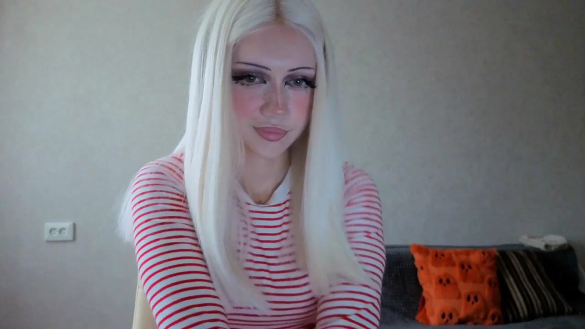 Gallery image thumbnail from Arizonagirl's myfreecams stream on, 09/03/2026, 11:18 image 10 of 20