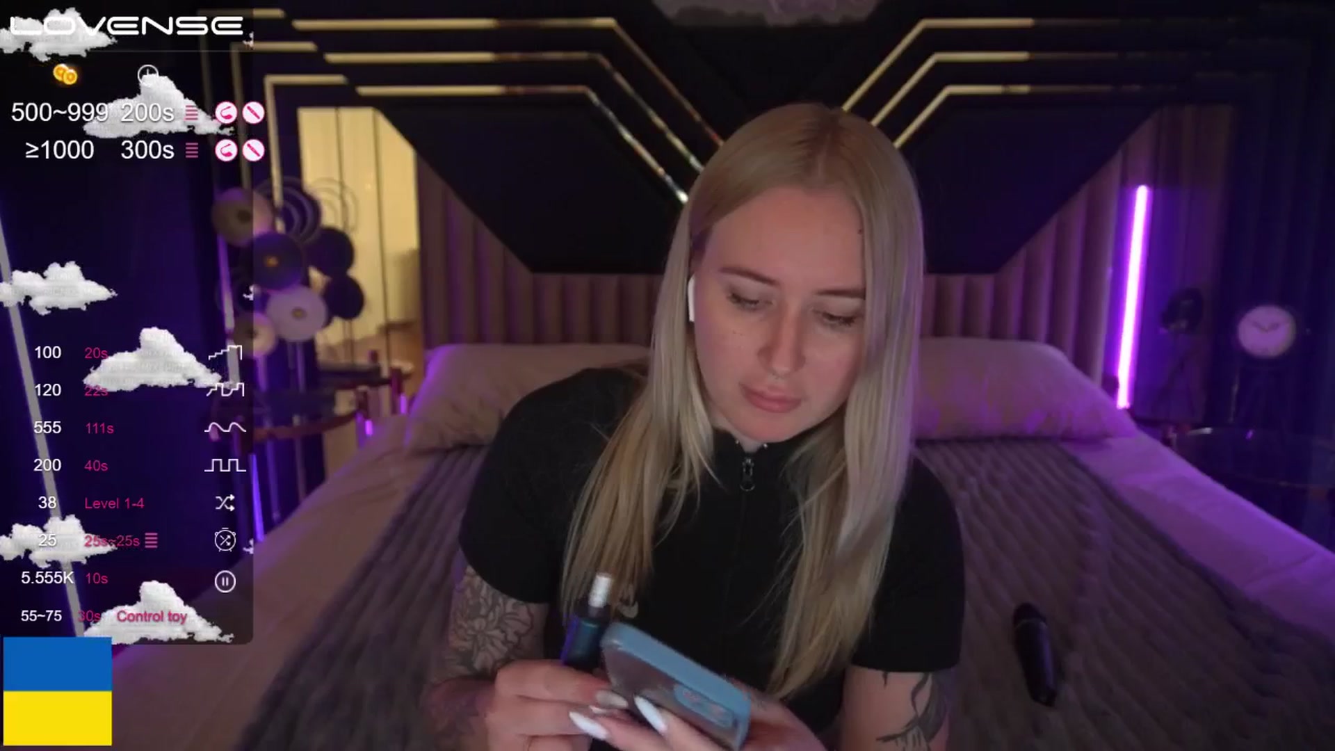 Gallery image thumbnail from ArolinaNigh's myfreecams stream on, 08/27/2024, 11:31 image 16 of 20