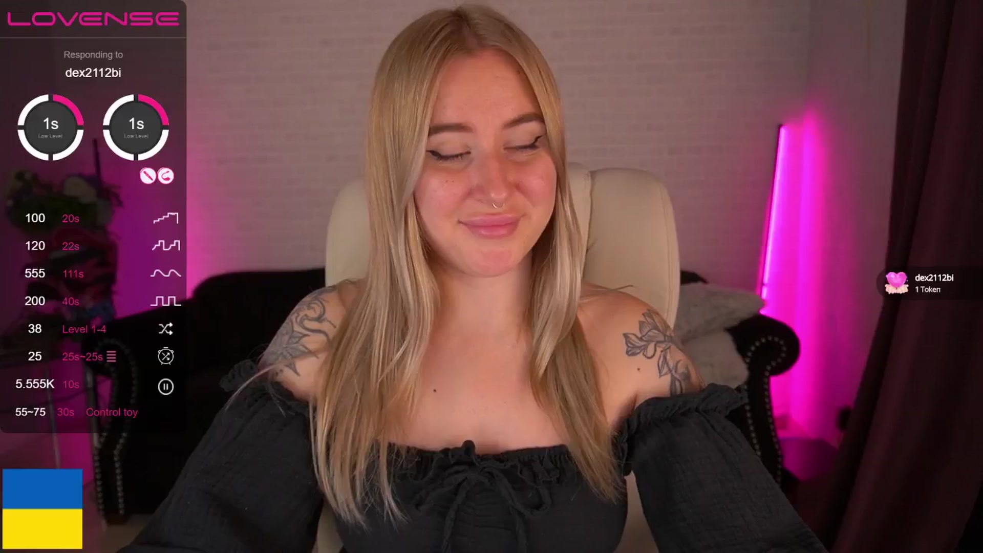 Gallery image thumbnail from ArolinaNigh's myfreecams stream on, 09/18/2024, 22:49 image 6 of 20