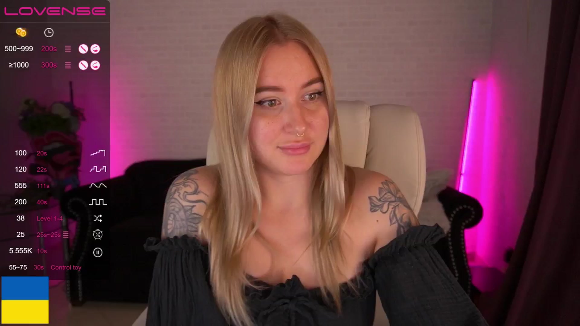 Gallery image thumbnail from ArolinaNigh's myfreecams stream on, 09/19/2024, 24:04 image 8 of 20