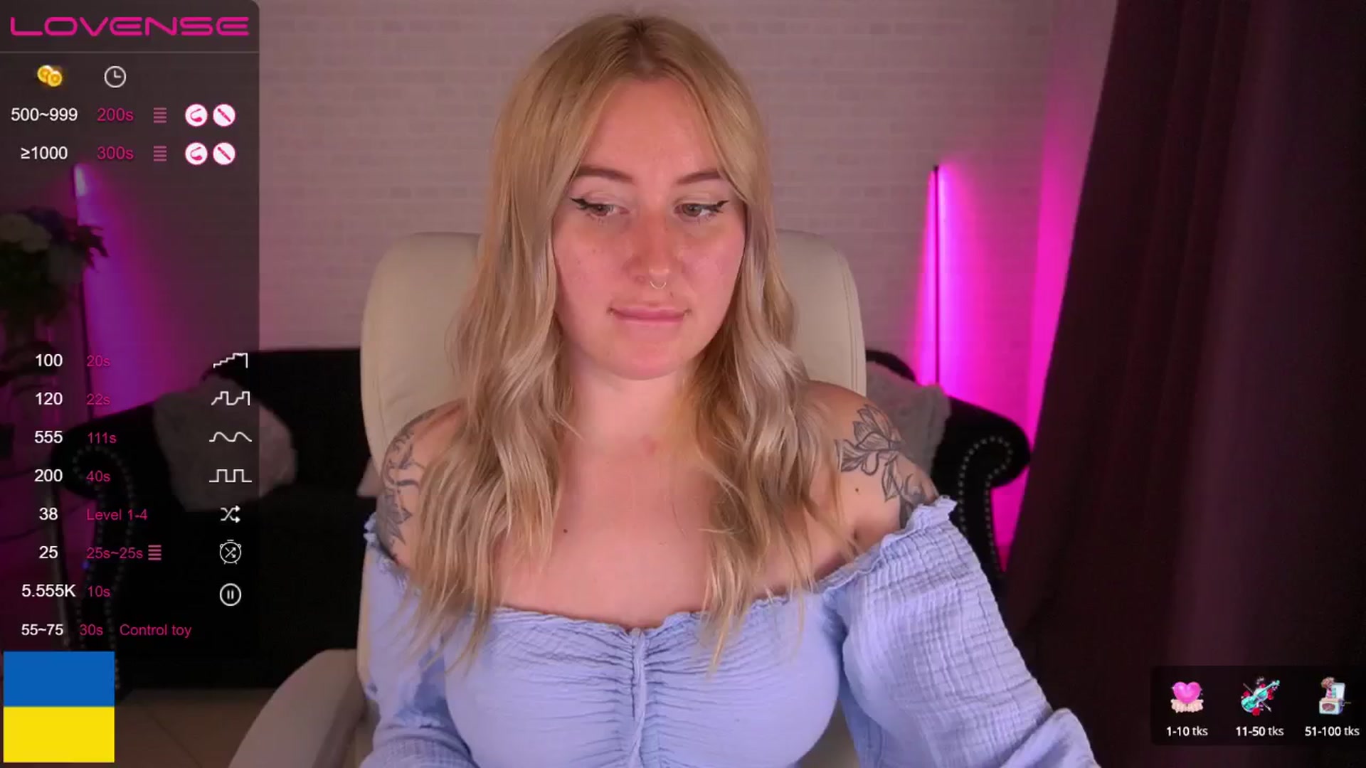 Gallery image thumbnail from ArolinaNigh's myfreecams stream on, 09/28/2024, 23:55 image 4 of 20
