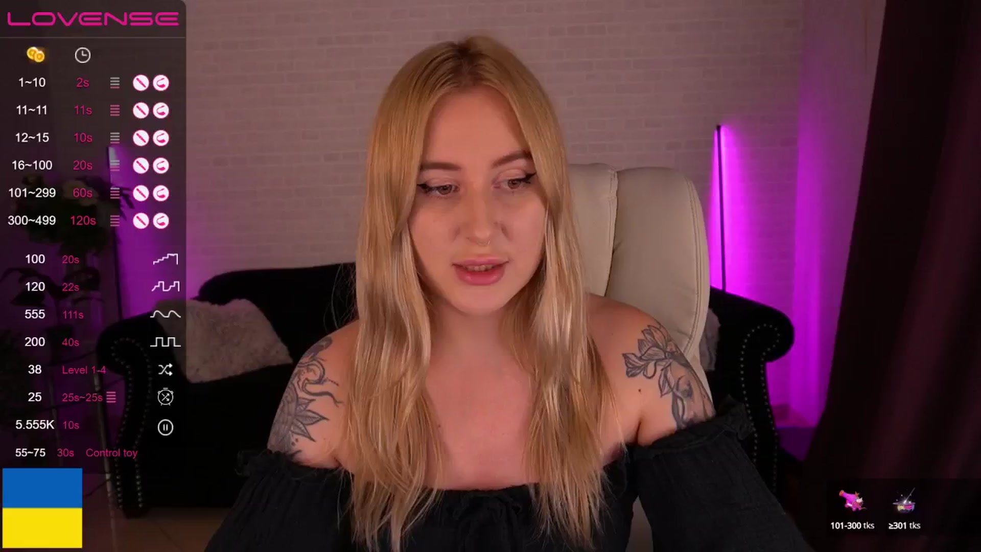 Gallery image thumbnail from ArolinaNigh's myfreecams stream on, 10/02/2024, 23:51 image 4 of 20