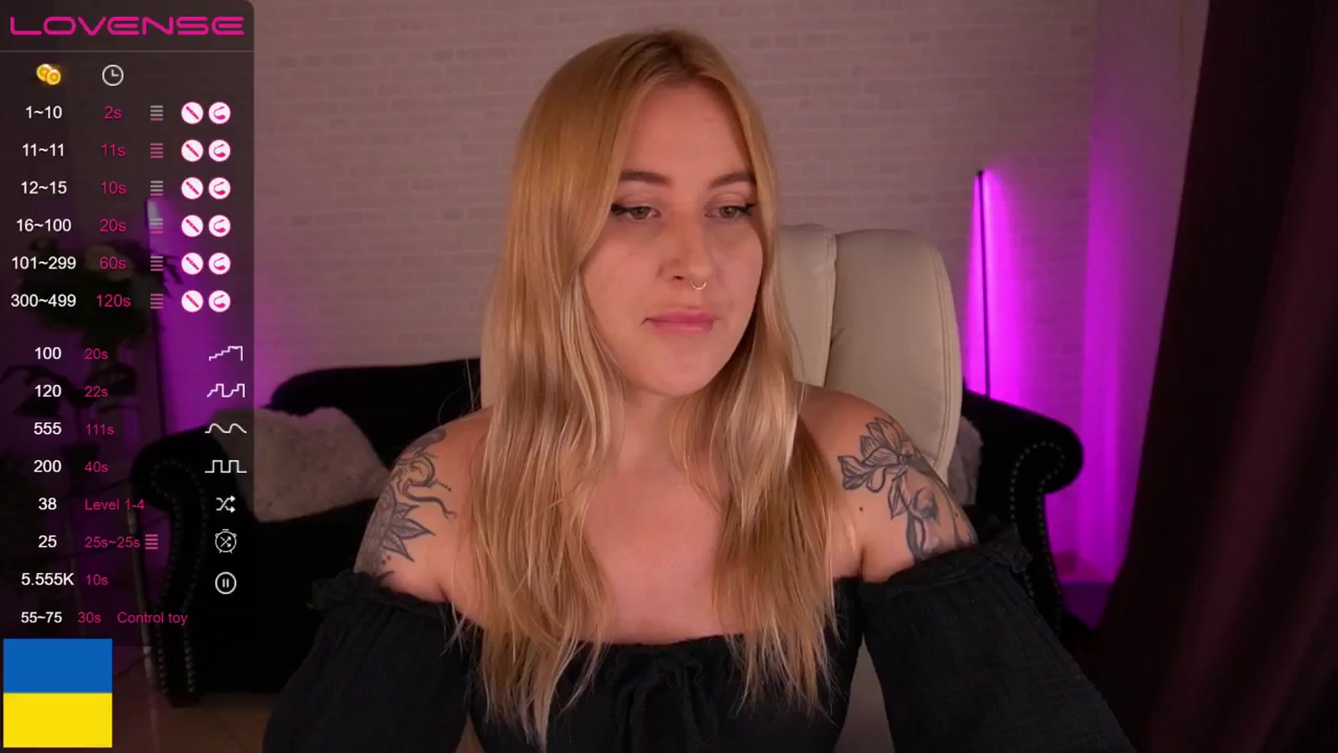 Gallery image thumbnail from ArolinaNigh's myfreecams stream on, 10/02/2024, 23:51 image 6 of 20