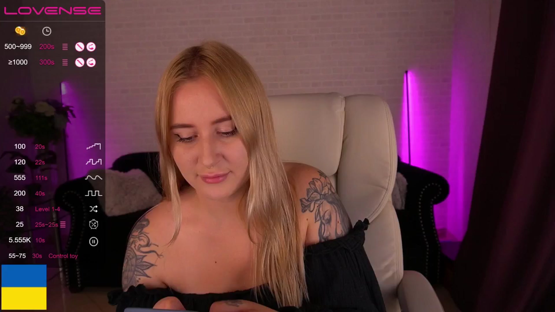 Gallery image thumbnail from ArolinaNigh's myfreecams stream on, 10/02/2024, 23:51 image 14 of 20