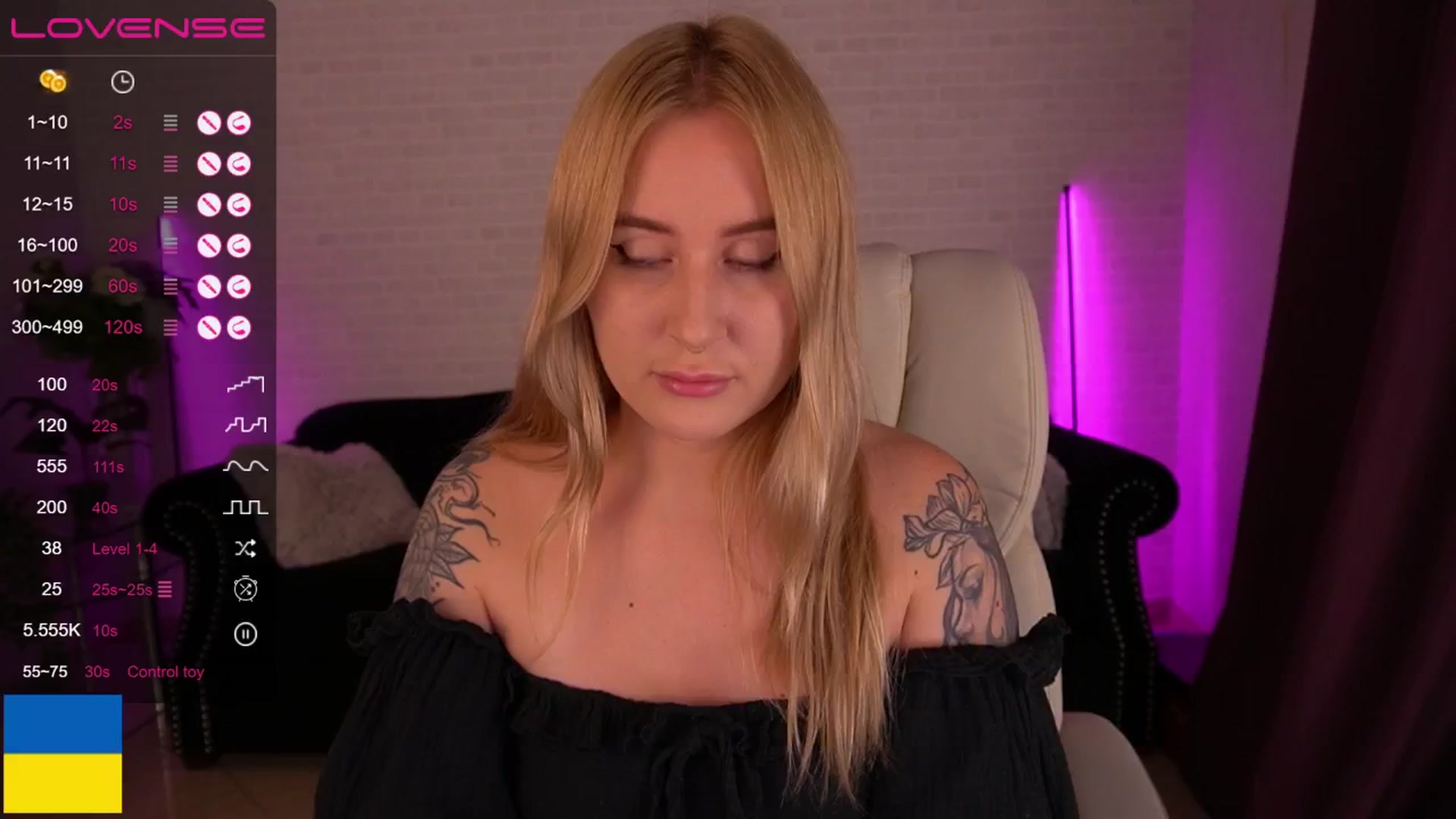Gallery image thumbnail from ArolinaNigh's myfreecams stream on, 10/02/2024, 23:51 image 9 of 20