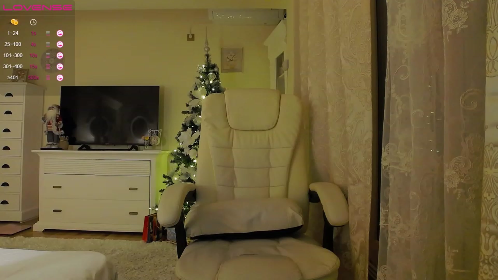 Gallery image thumbnail from Arrielee's myfreecams stream on, 11/27/2022, 17:52 image 6 of 20