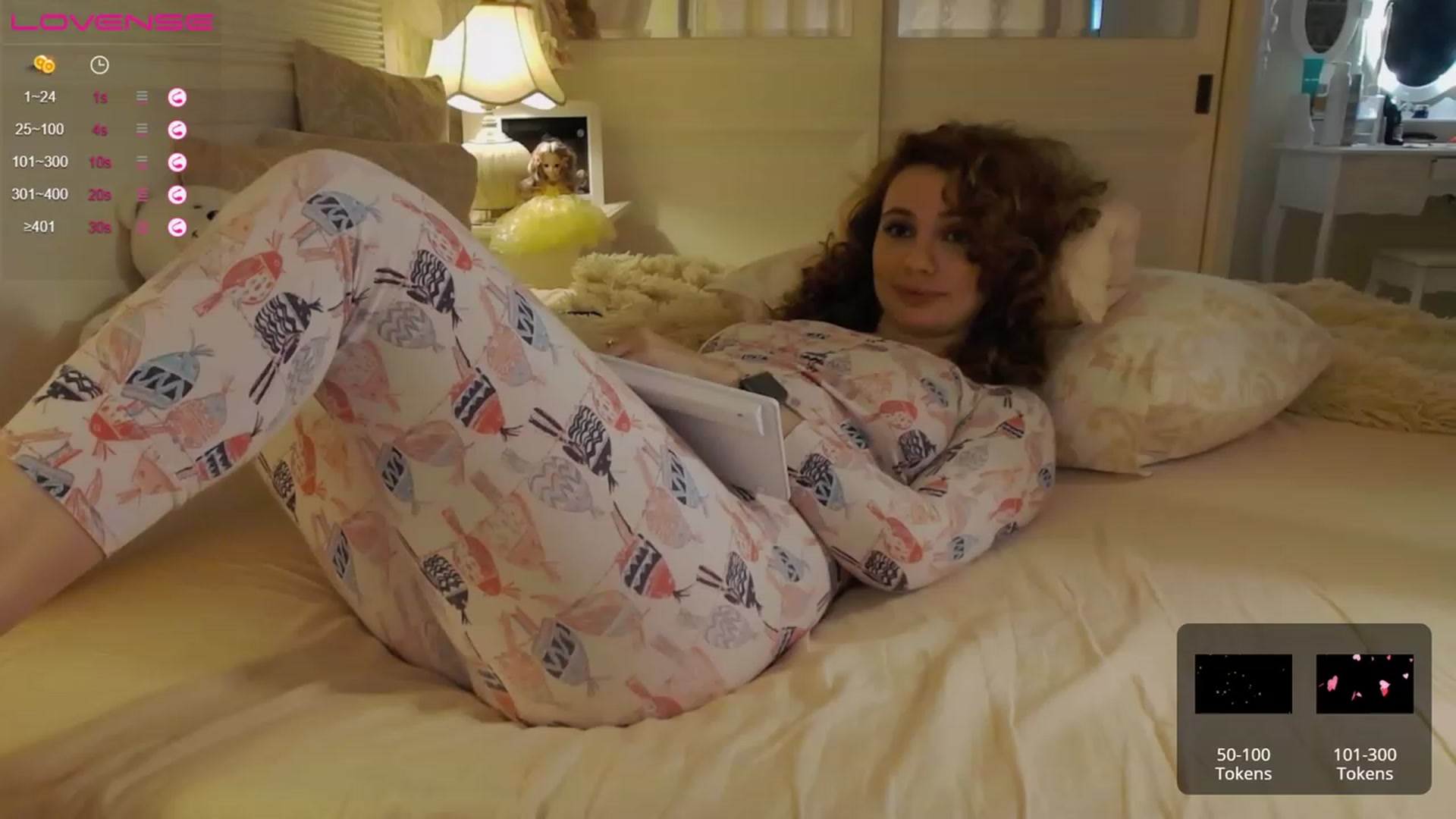 Gallery image thumbnail from Arrielee's myfreecams stream on, 02/17/2023, 07:02 image 11 of 20