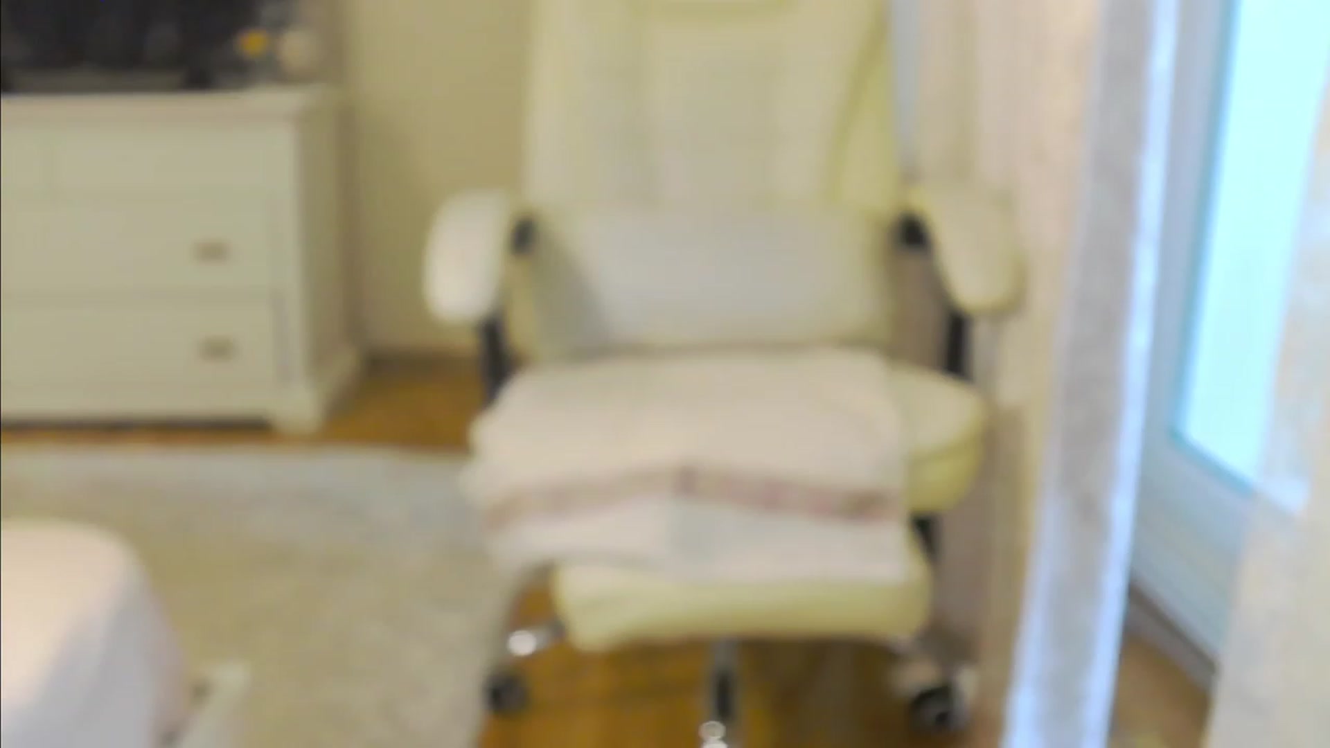 Gallery image thumbnail from Arrielee's myfreecams stream on, 03/28/2023, 13:29 image 6 of 20