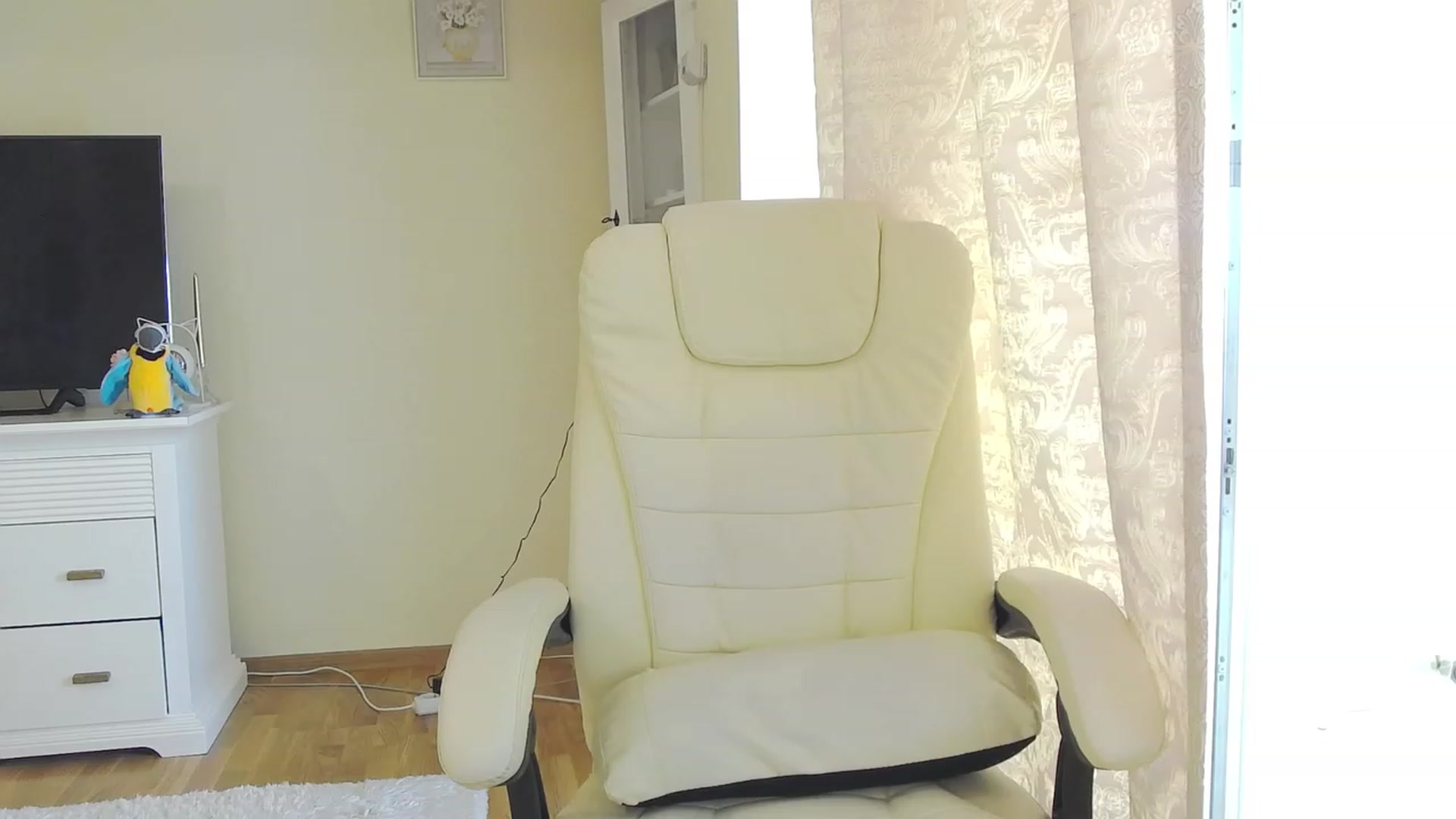 Gallery image thumbnail from Arrielee's myfreecams stream on, 04/24/2023, 13:48 image 8 of 20