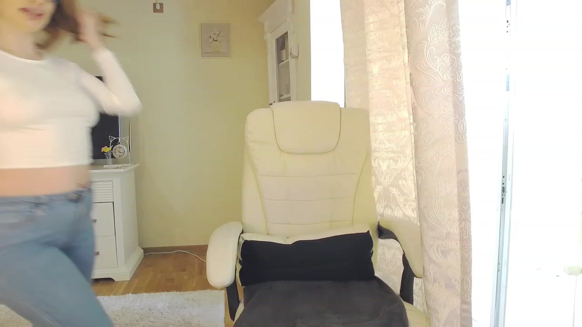 Gallery image thumbnail from Arrielee's myfreecams stream on, 05/15/2023, 12:56 image 17 of 20