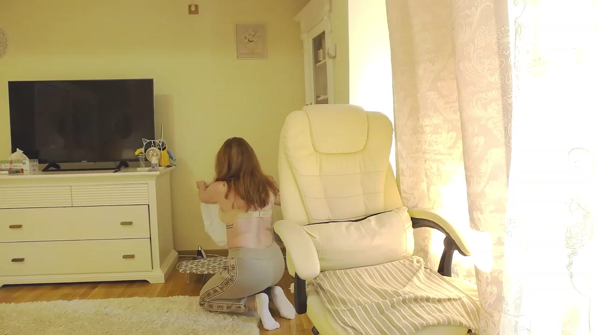 Gallery image thumbnail from Arrielee's myfreecams stream on, 05/30/2023, 16:08 image 18 of 20