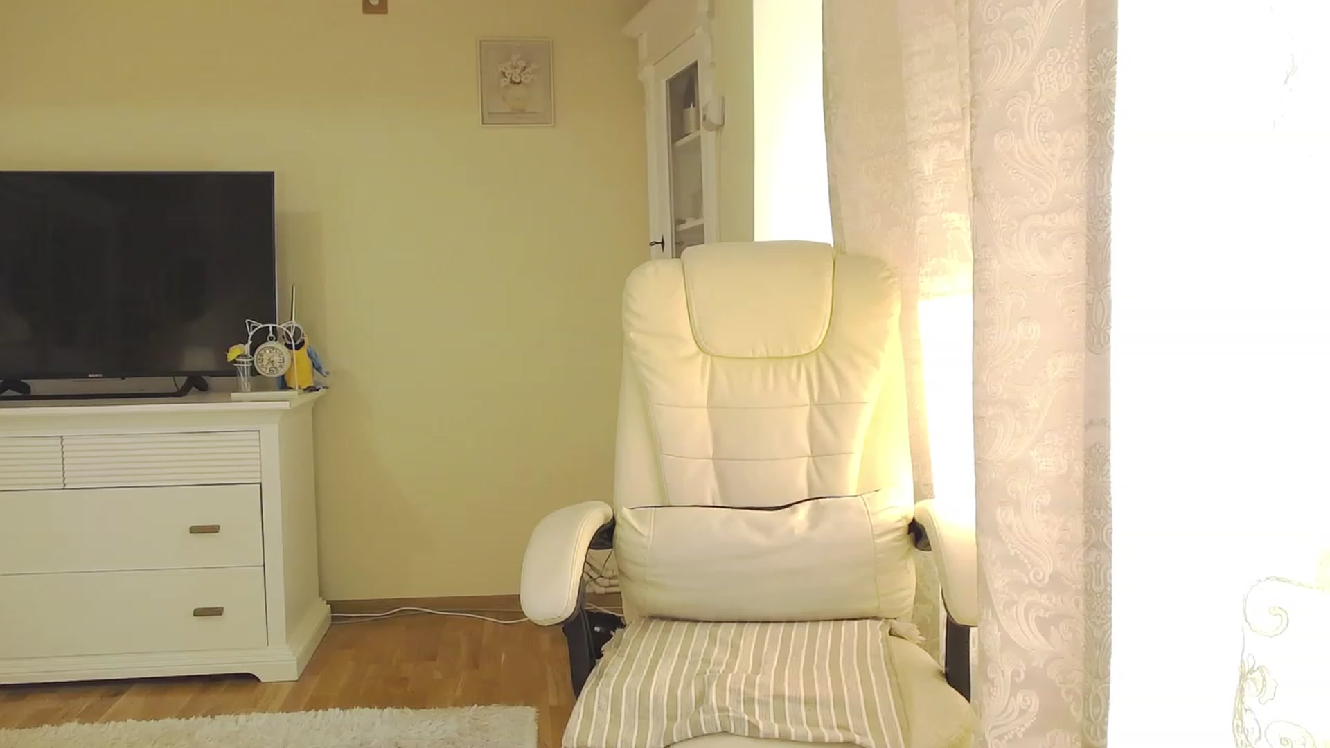 Gallery image thumbnail from Arrielee's myfreecams stream on, 06/02/2023, 17:10 image 4 of 20
