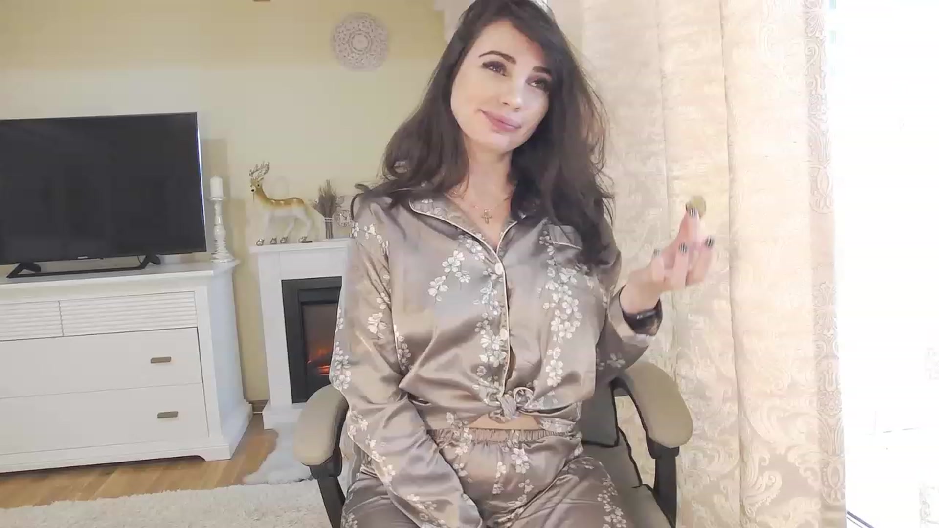 Gallery image thumbnail from Arrielee's myfreecams stream on, 11/20/2023, 12:30 image 9 of 20