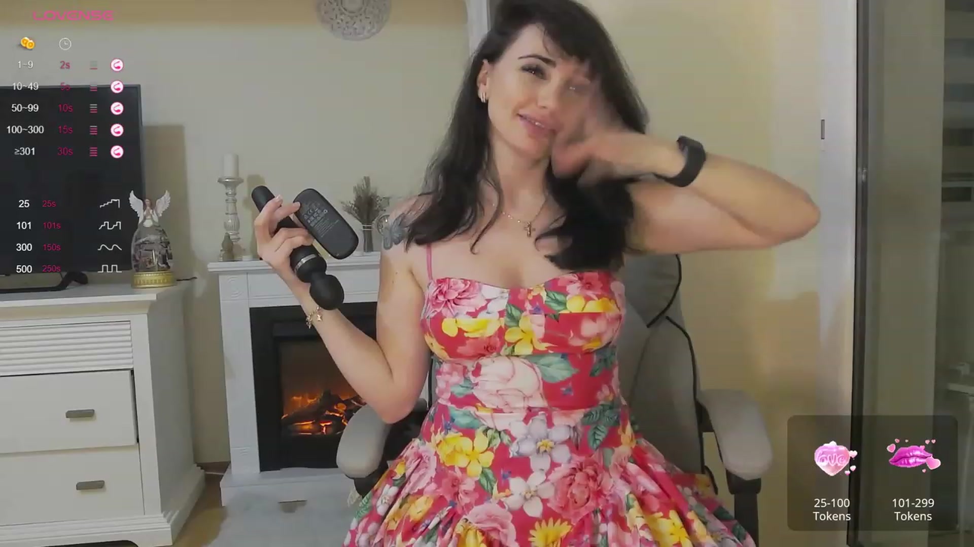 Gallery image thumbnail from Arrielee's myfreecams stream on, 12/02/2023, 16:19 image 2 of 20