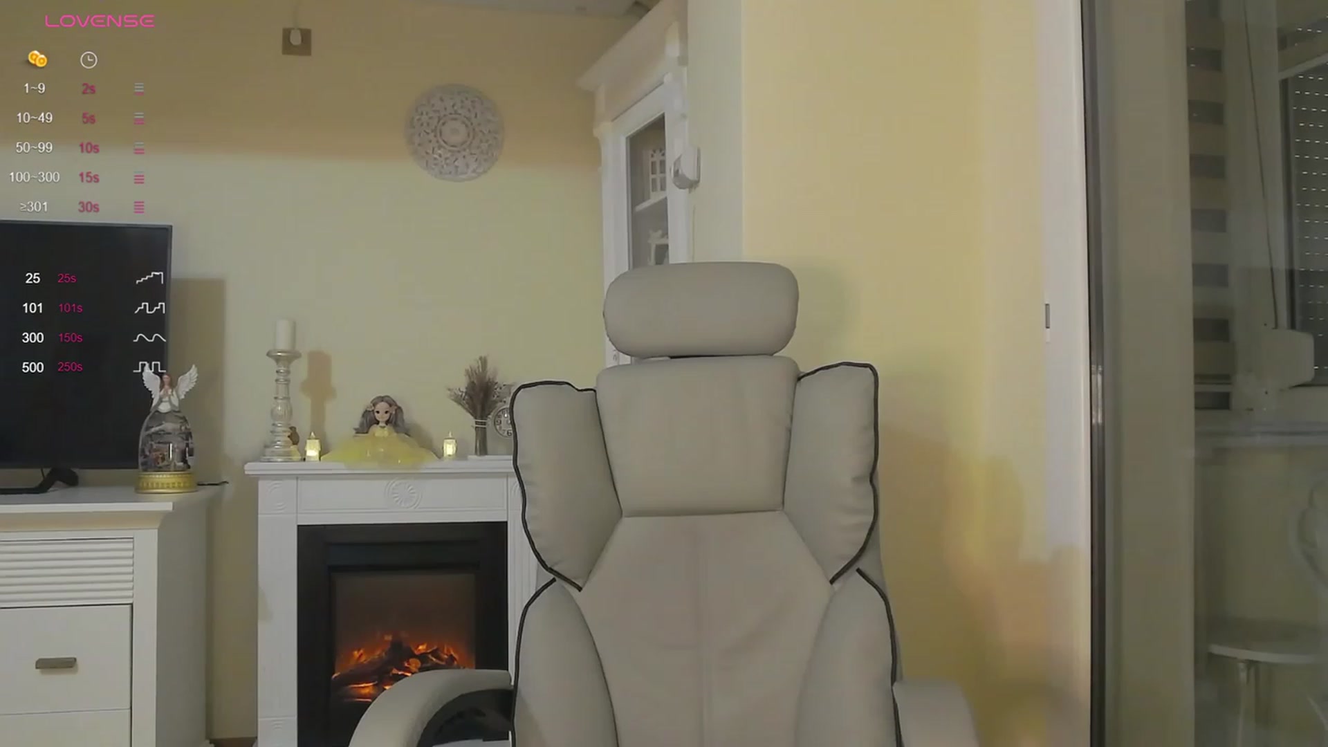 Gallery image thumbnail from Arrielee's myfreecams stream on, 12/04/2023, 14:17 image 12 of 20