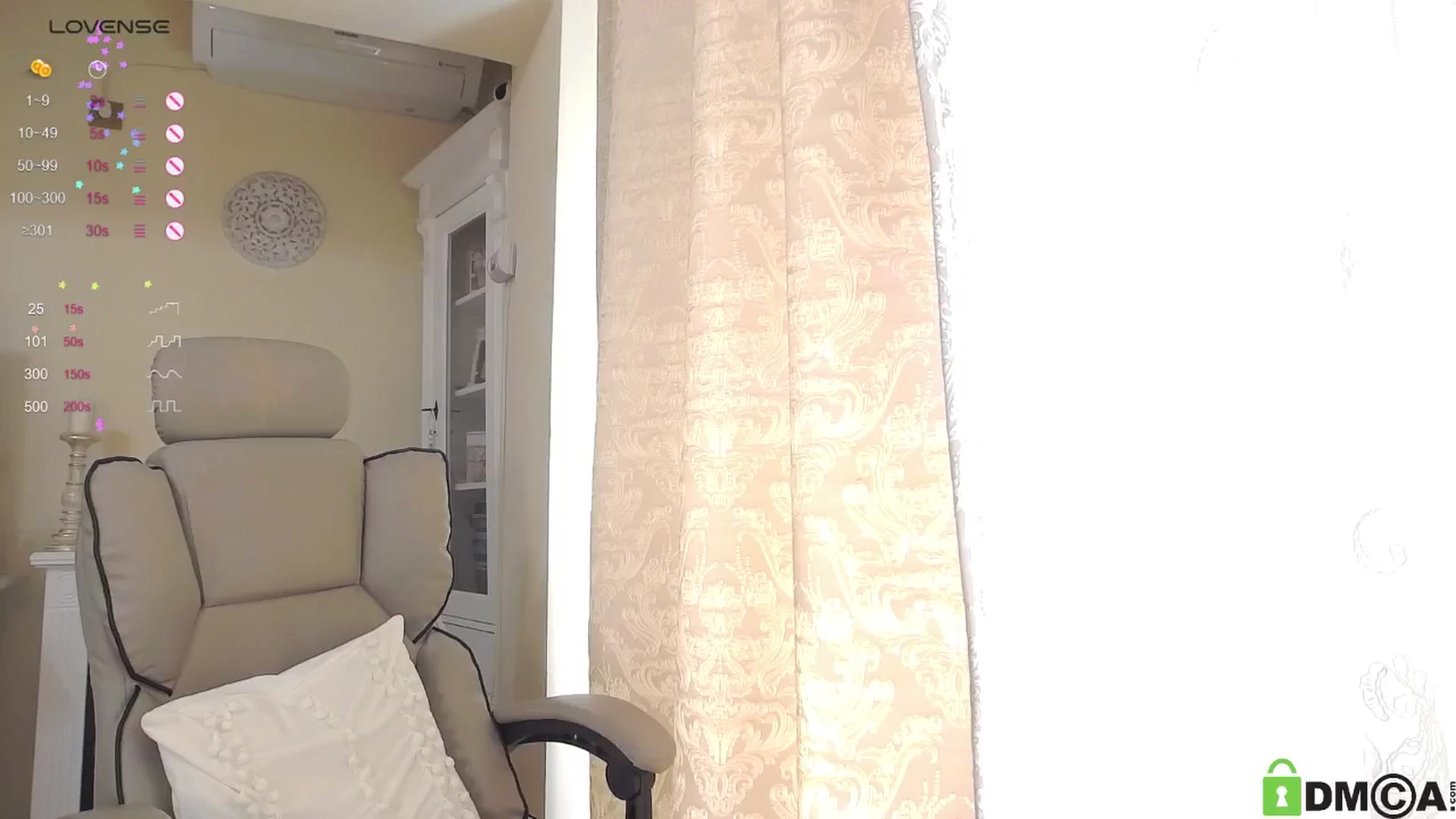 Gallery image thumbnail from Arrielee's myfreecams stream on, 05/15/2024, 14:27 image 19 of 20