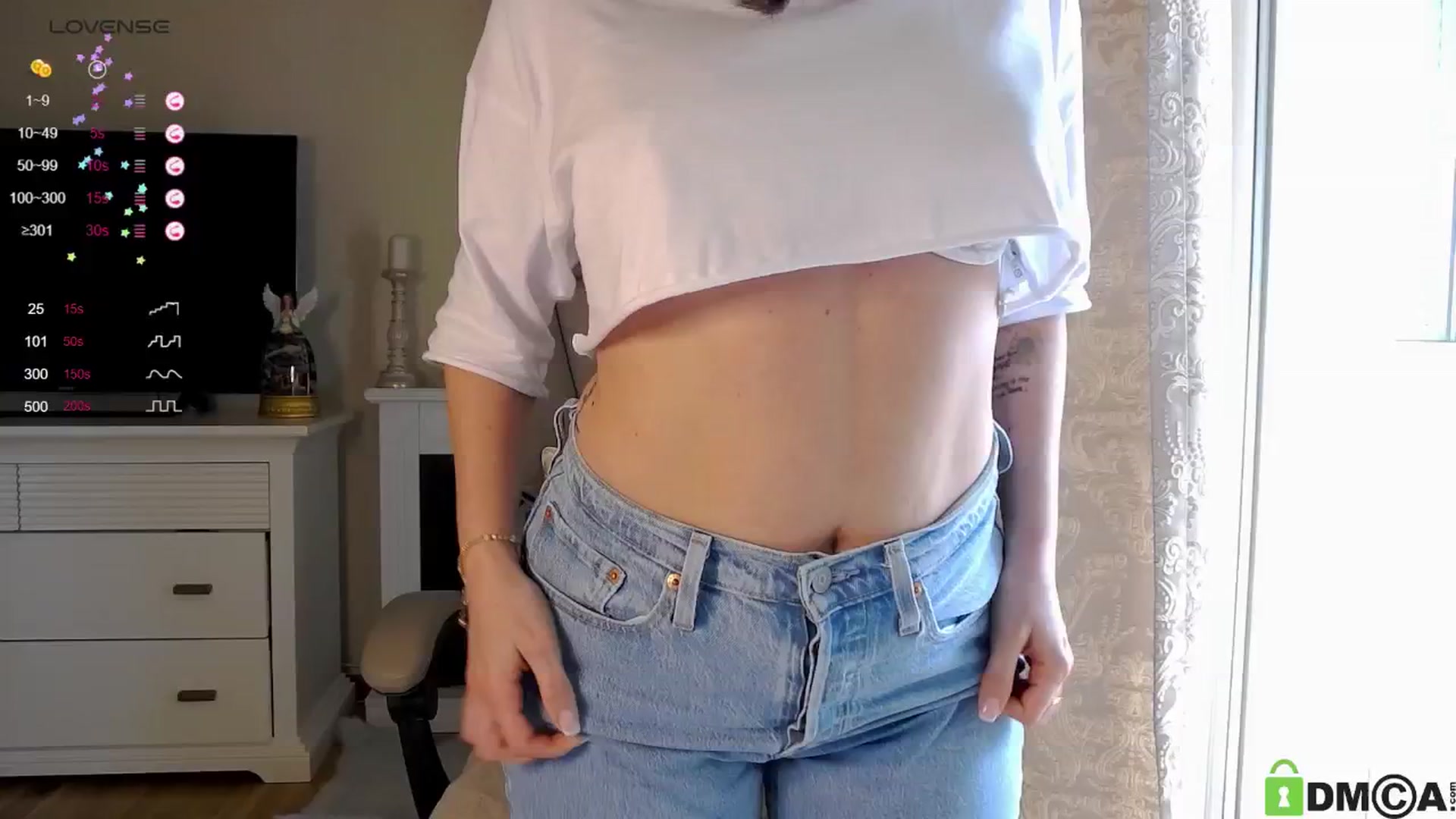 Gallery image thumbnail from Arrielee's myfreecams stream on, 05/20/2024, 16:05 image 5 of 20