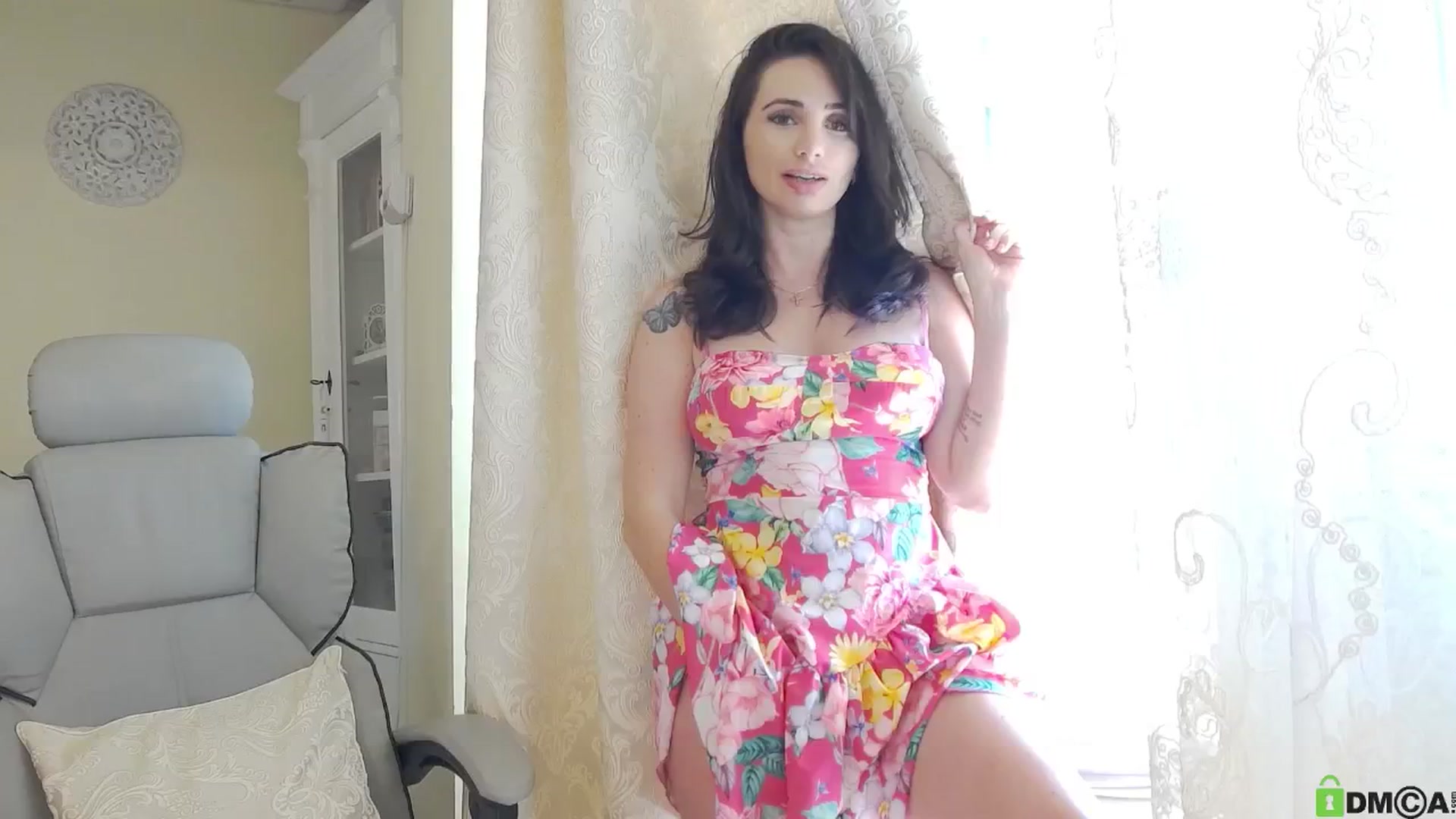 Gallery image thumbnail from Arrielee's myfreecams stream on, 07/07/2024, 14:46 image 4 of 20