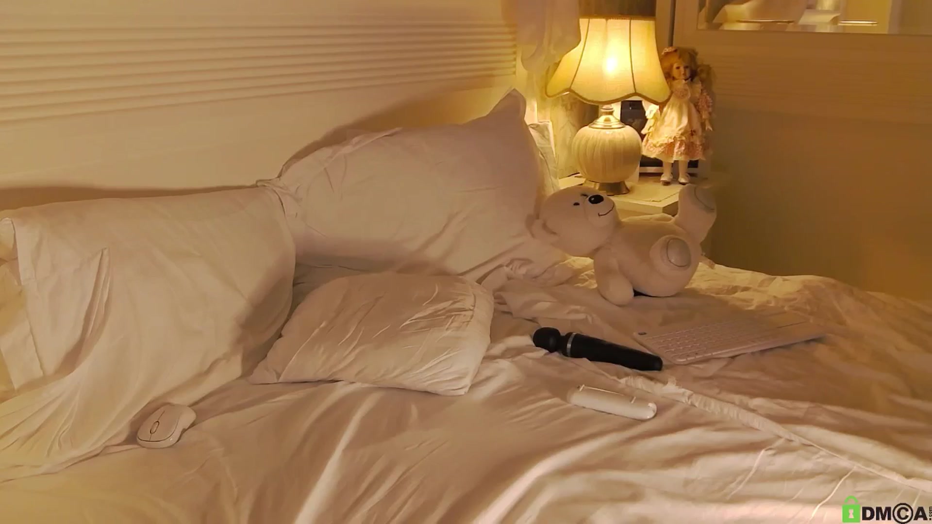 Gallery image thumbnail from Arrielee's myfreecams stream on, 08/11/2024, 14:00 image 19 of 20