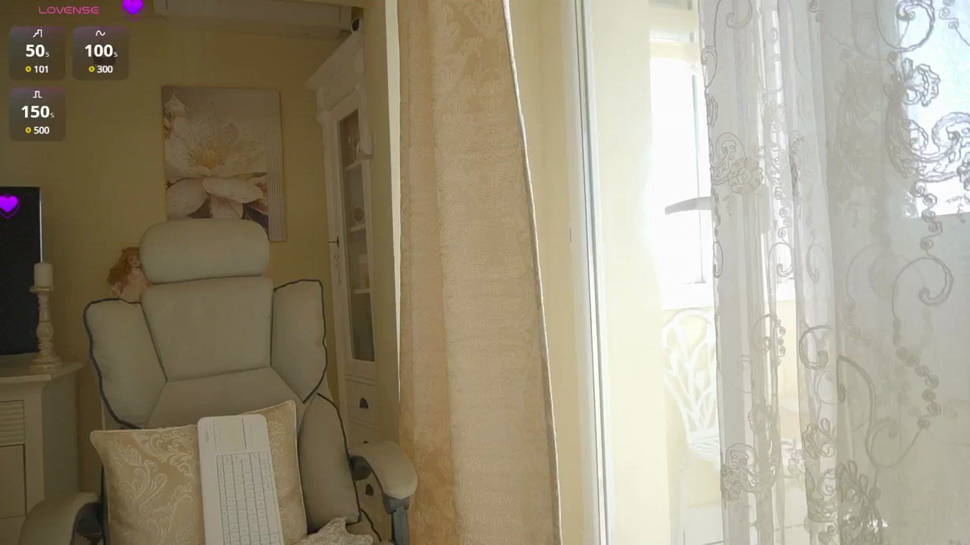 Gallery image thumbnail from Arrielee's myfreecams stream on, 09/23/2024, 13:14 image 20 of 20