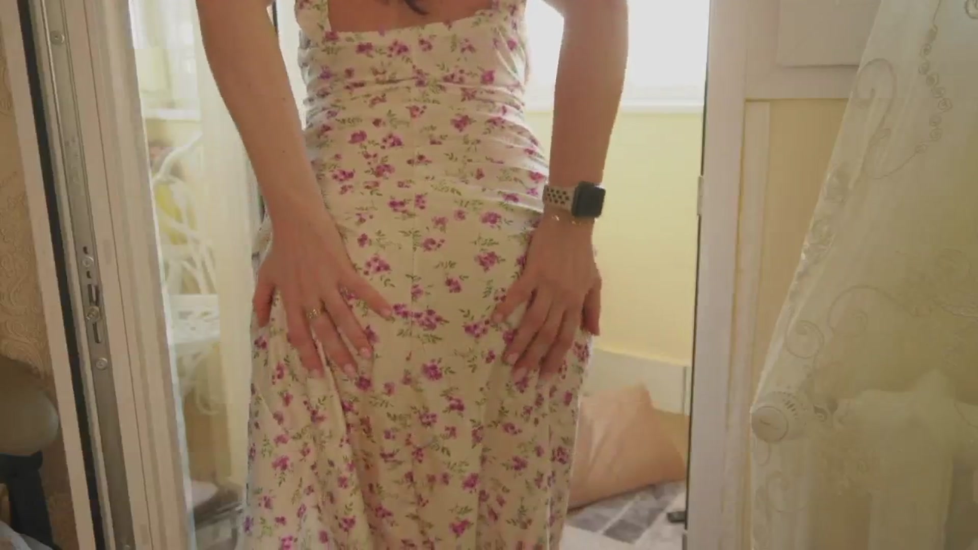 Gallery image thumbnail from Arrielee's myfreecams stream on, 10/23/2024, 13:40 image 2 of 20