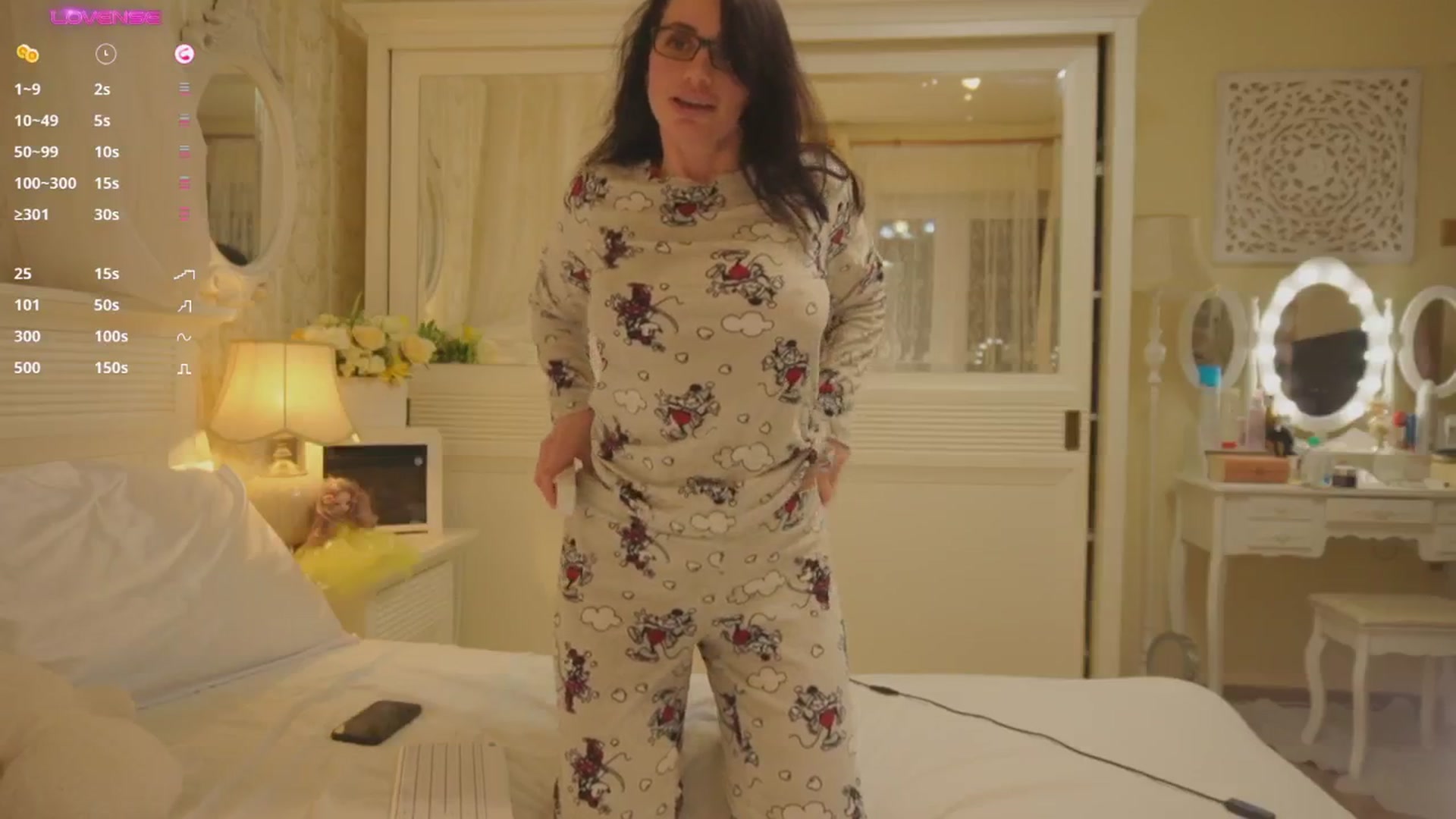 Gallery image thumbnail from Arrielee's myfreecams stream on, 12/11/2024, 15:42 image 19 of 20