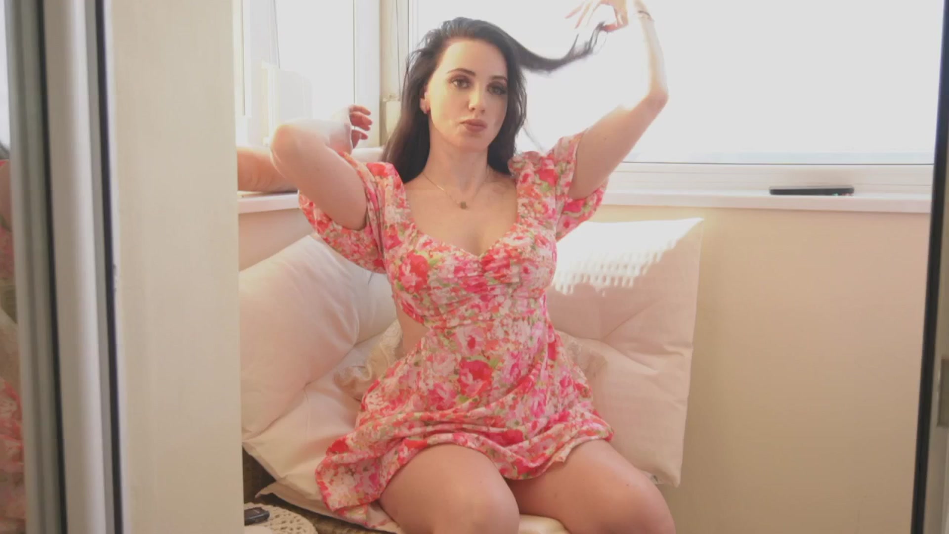 Gallery image thumbnail from Arrielee's myfreecams stream on, 02/26/2025, 12:25 image 13 of 20